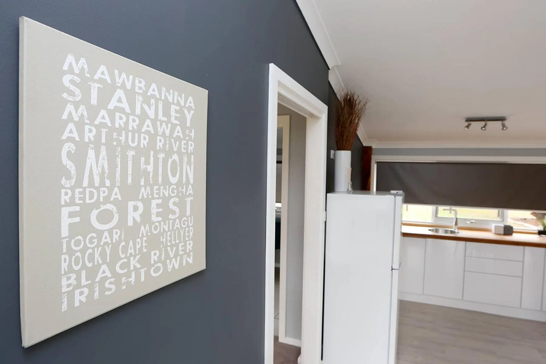 Decorative detail in Platypus Waters B&B