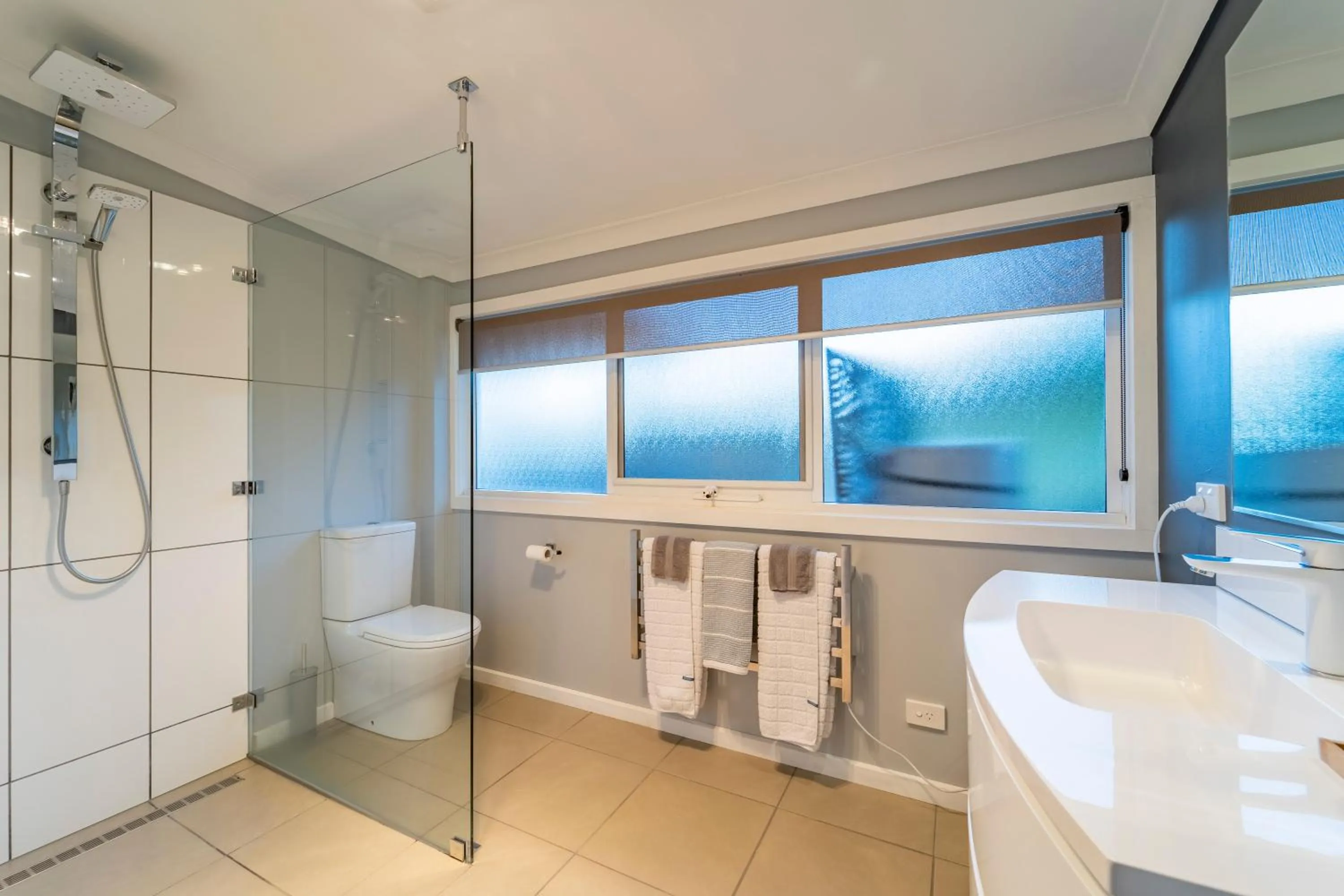 Shower in Platypus Waters B&B