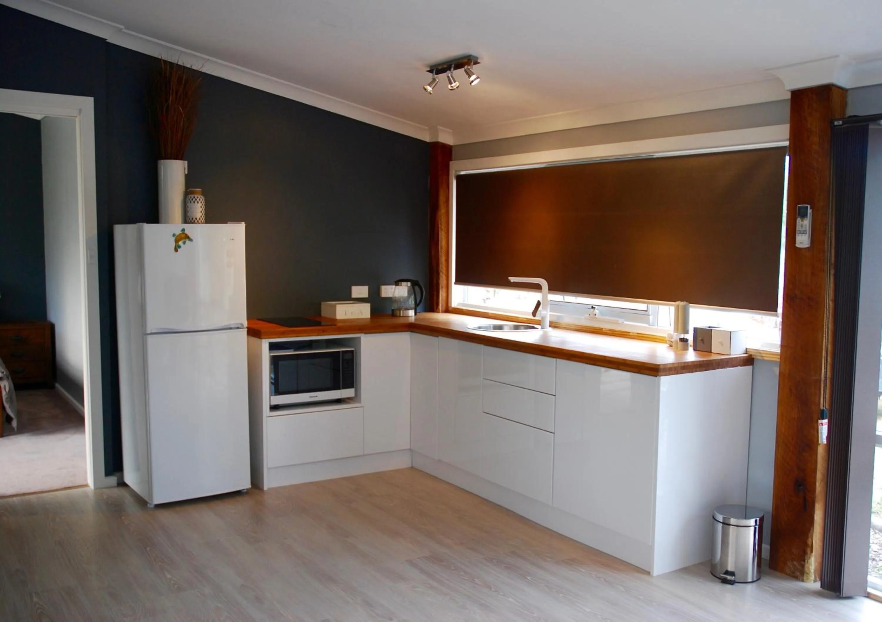 Coffee/tea facilities in Platypus Waters B&B