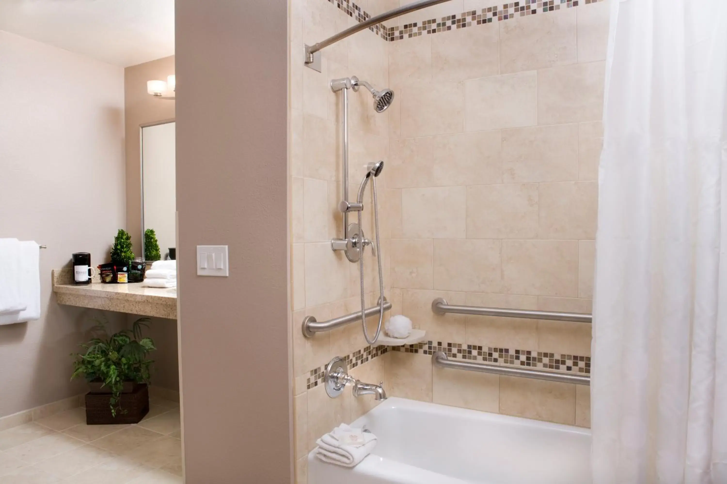 Classic Room - 2 Double Beds - Accessible in Grand Legacy At The Park Classic Room - 2 Double Beds - Accessible in Grand Legacy At The Park