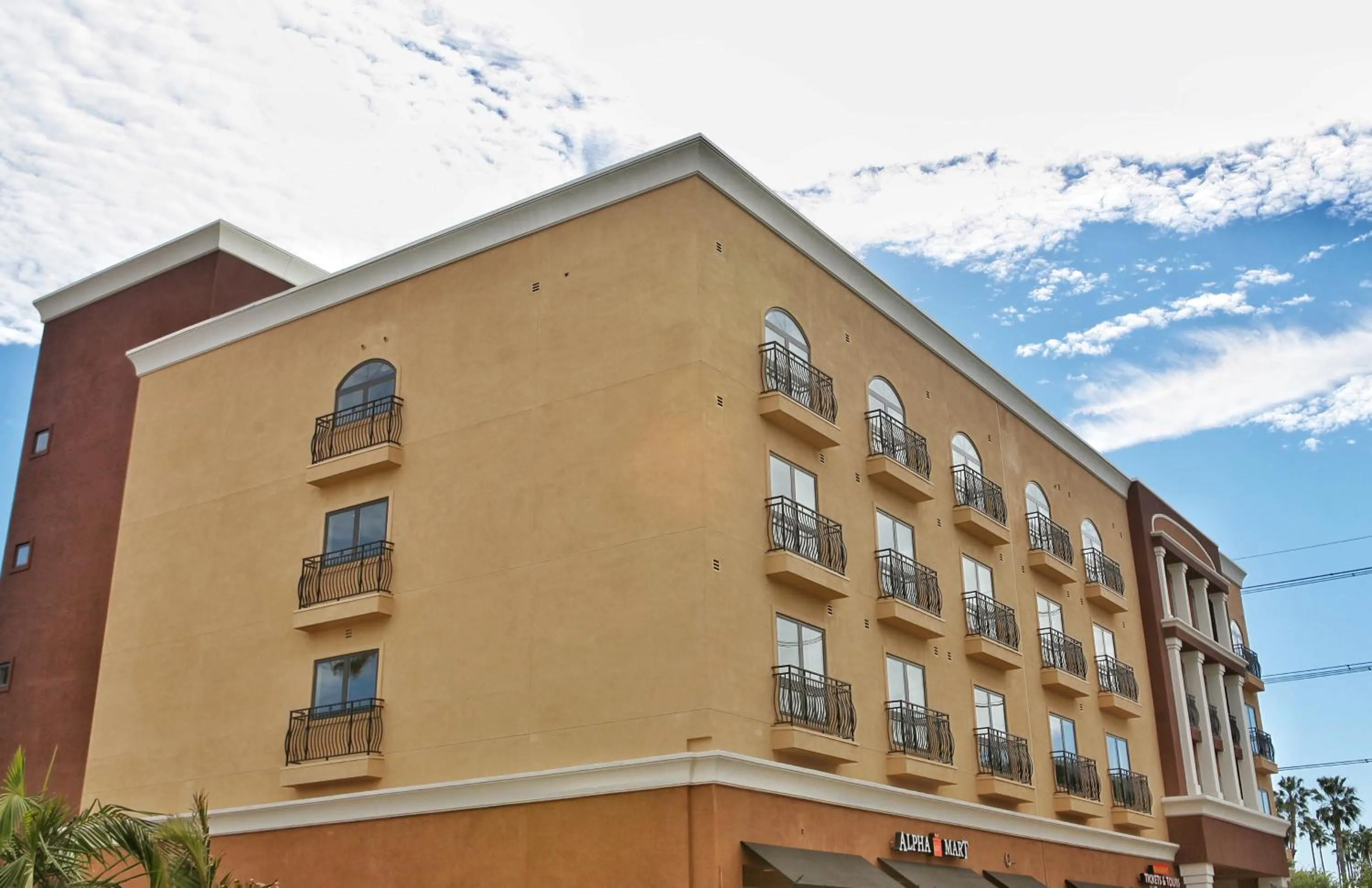 Facade/entrance in Grand Legacy At The Park