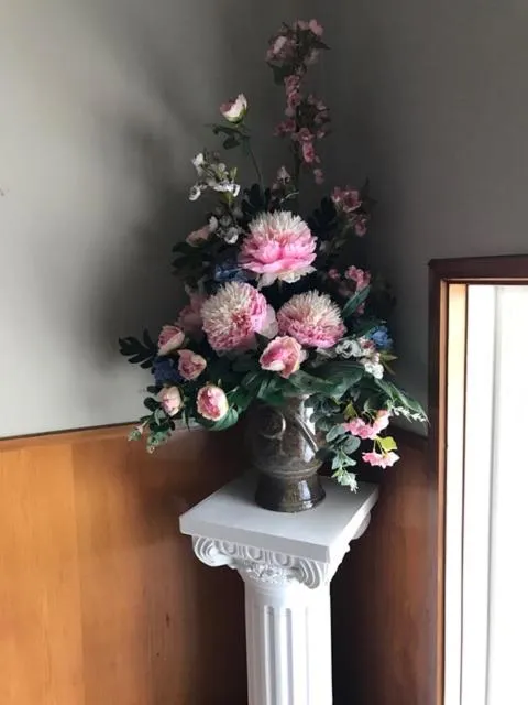 Lobby or reception in The Kentish Hotel