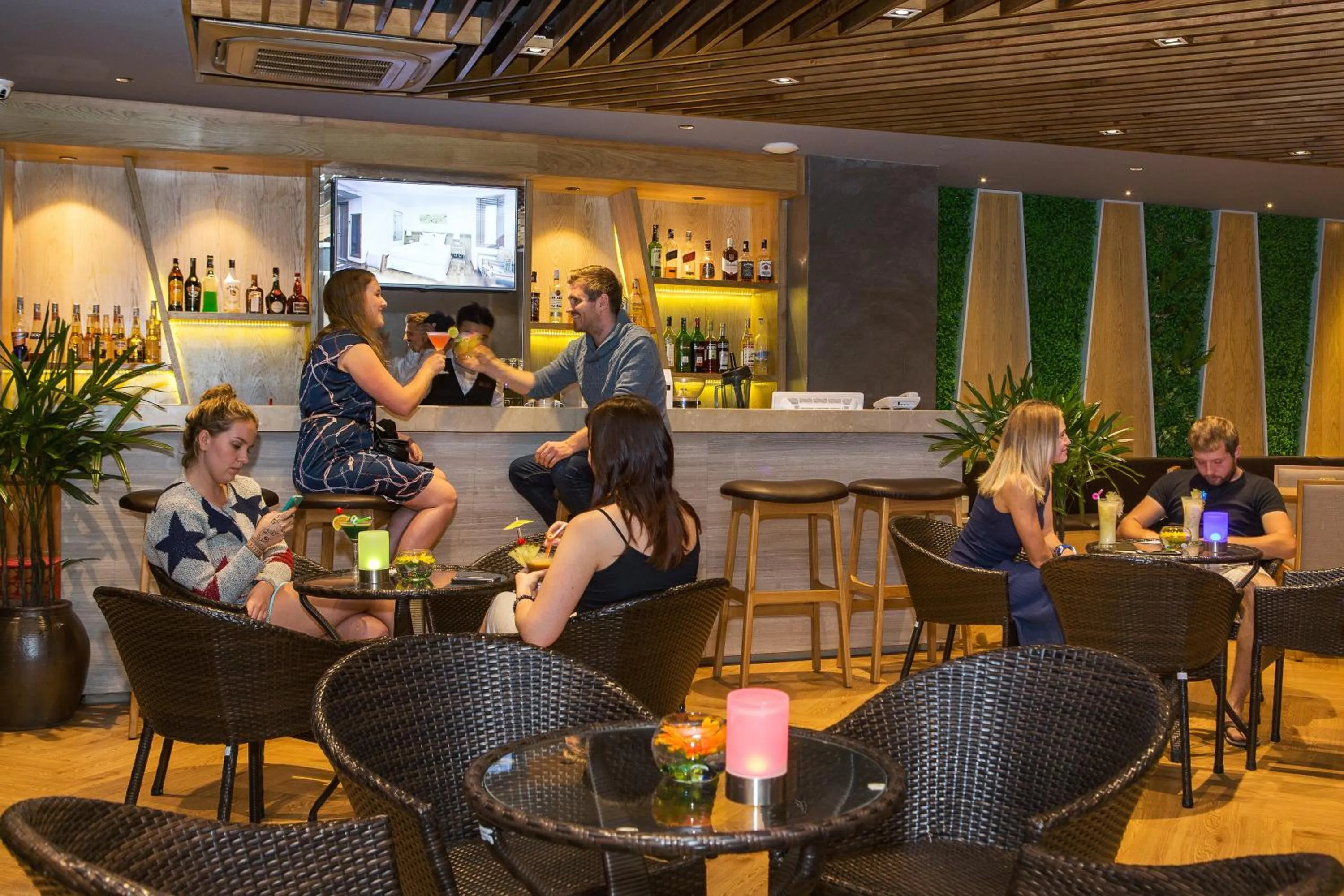 Lounge or bar in Rosaka Nha Trang Hotel