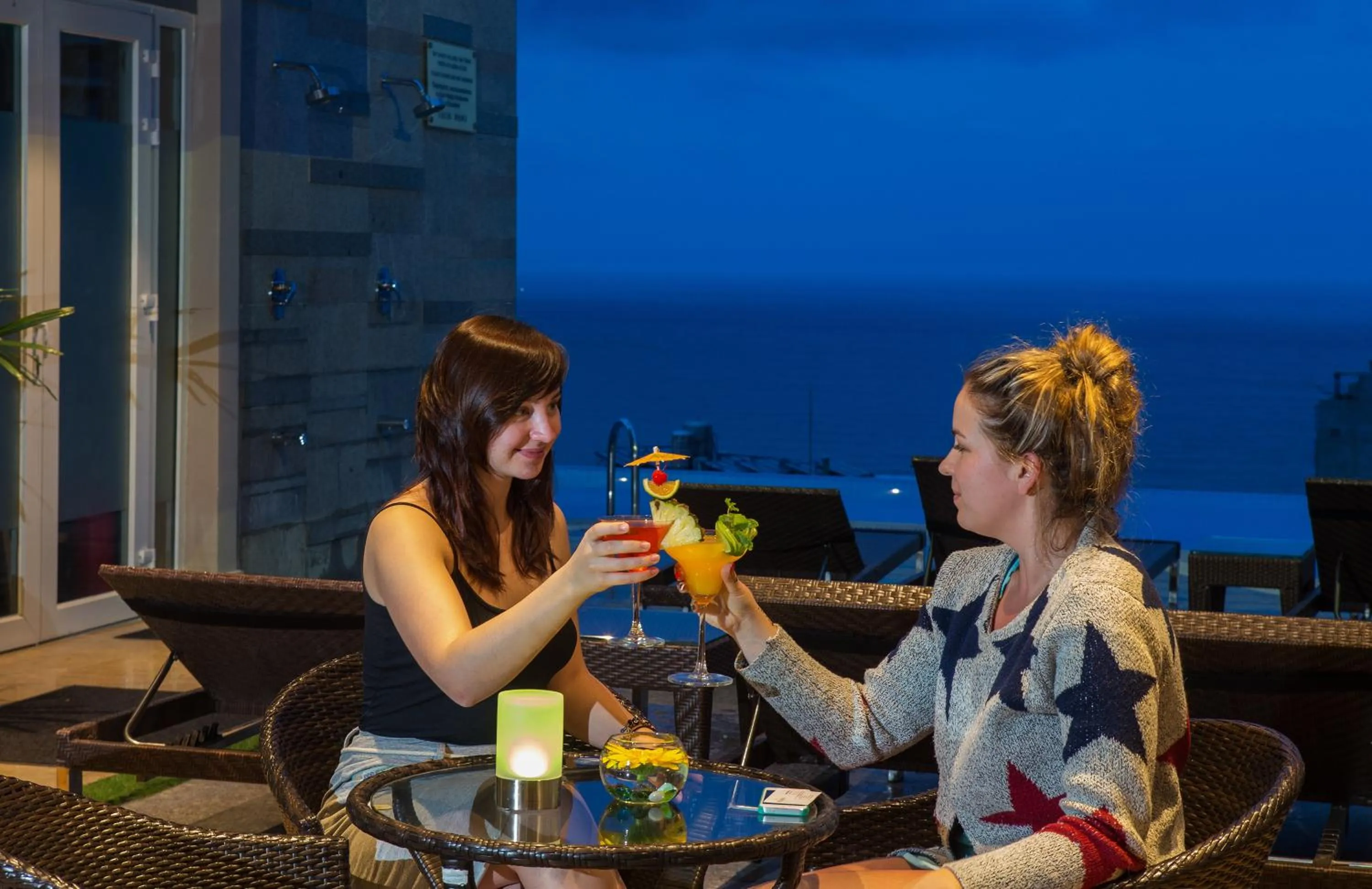 Lounge or bar in Rosaka Nha Trang Hotel