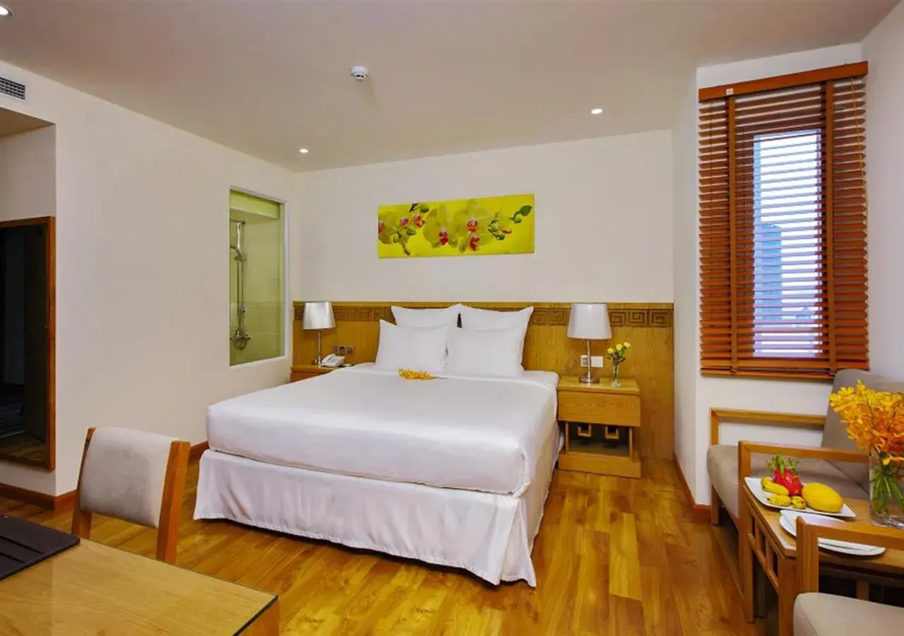 Superior Double Room in Rosaka Nha Trang Hotel Superior Double Room in Rosaka Nha Trang Hotel