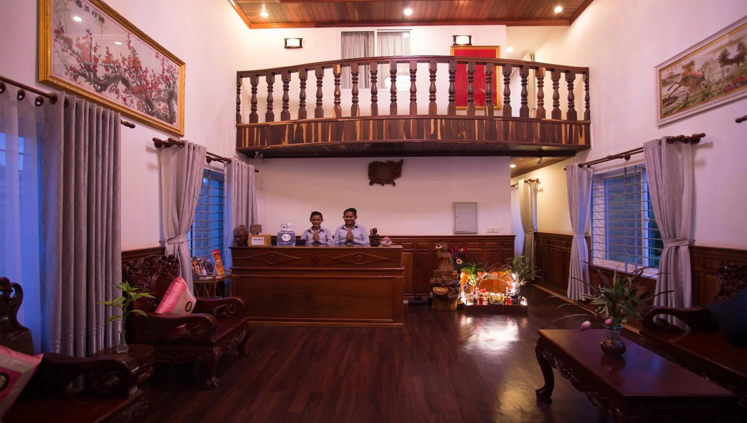 Staff in Angkor Ry Boutique