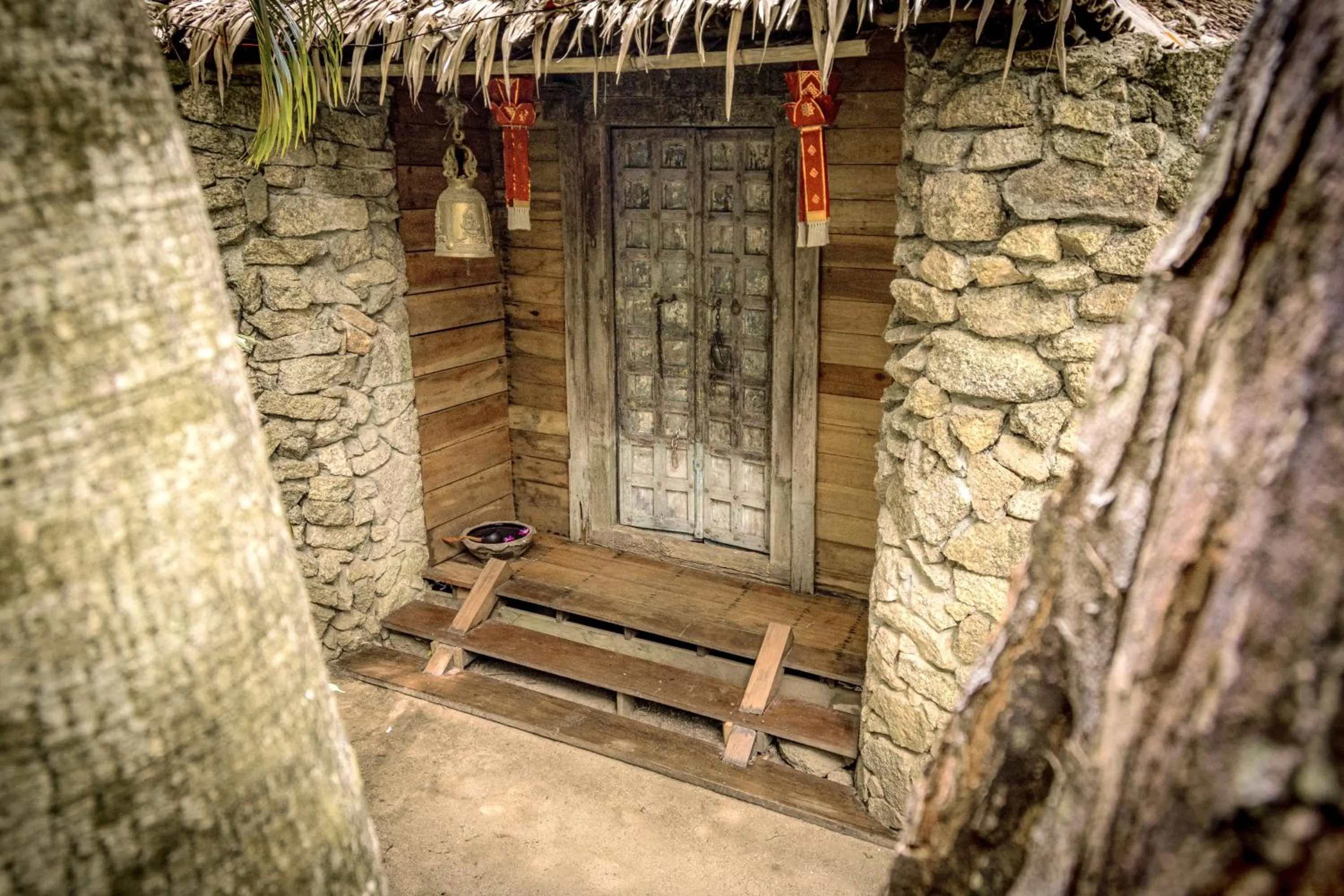 Facade/entrance in Somewhere Only We Know Resort