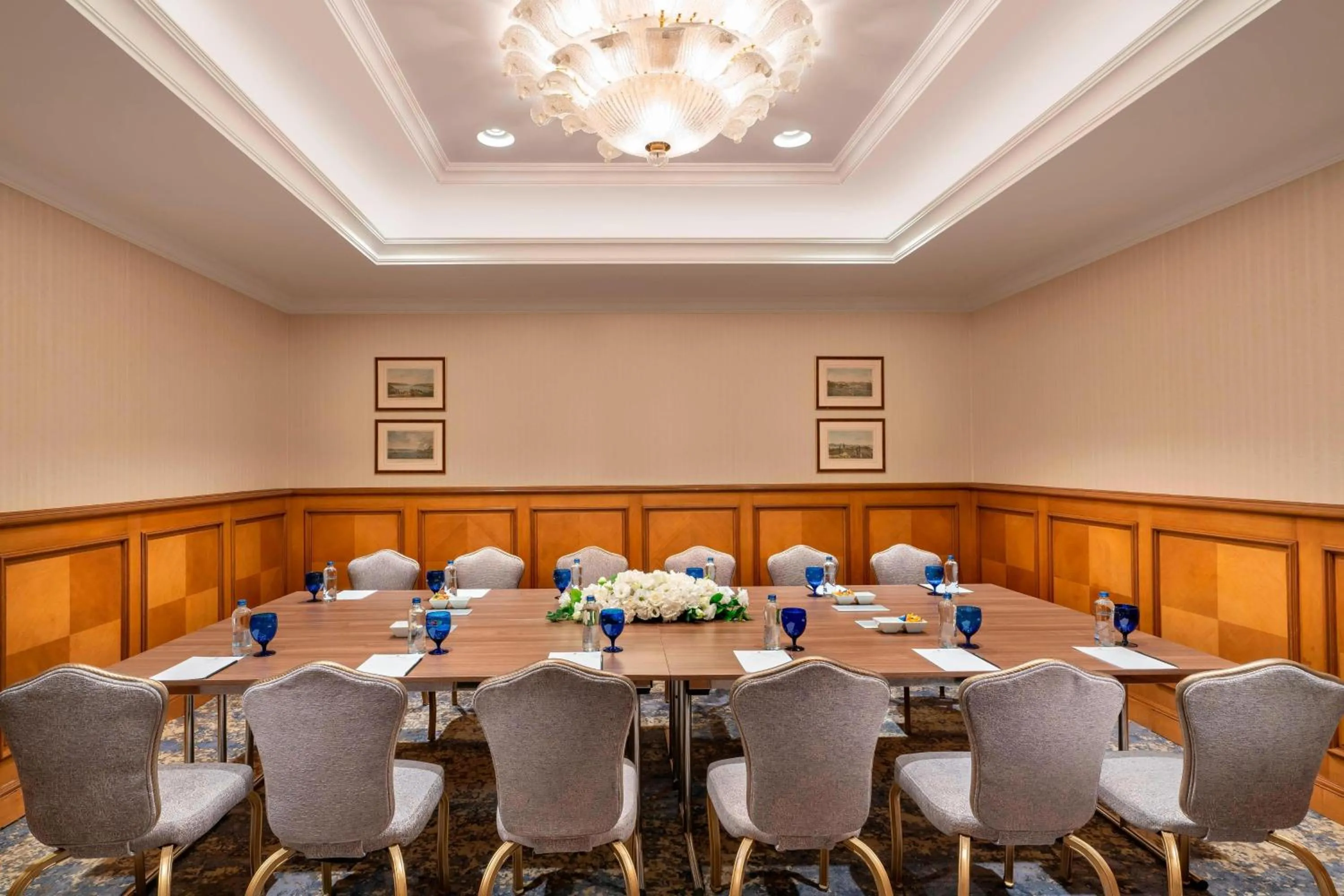 Meeting/conference room in The Ritz-Carlton, Istanbul at the Bosphorus