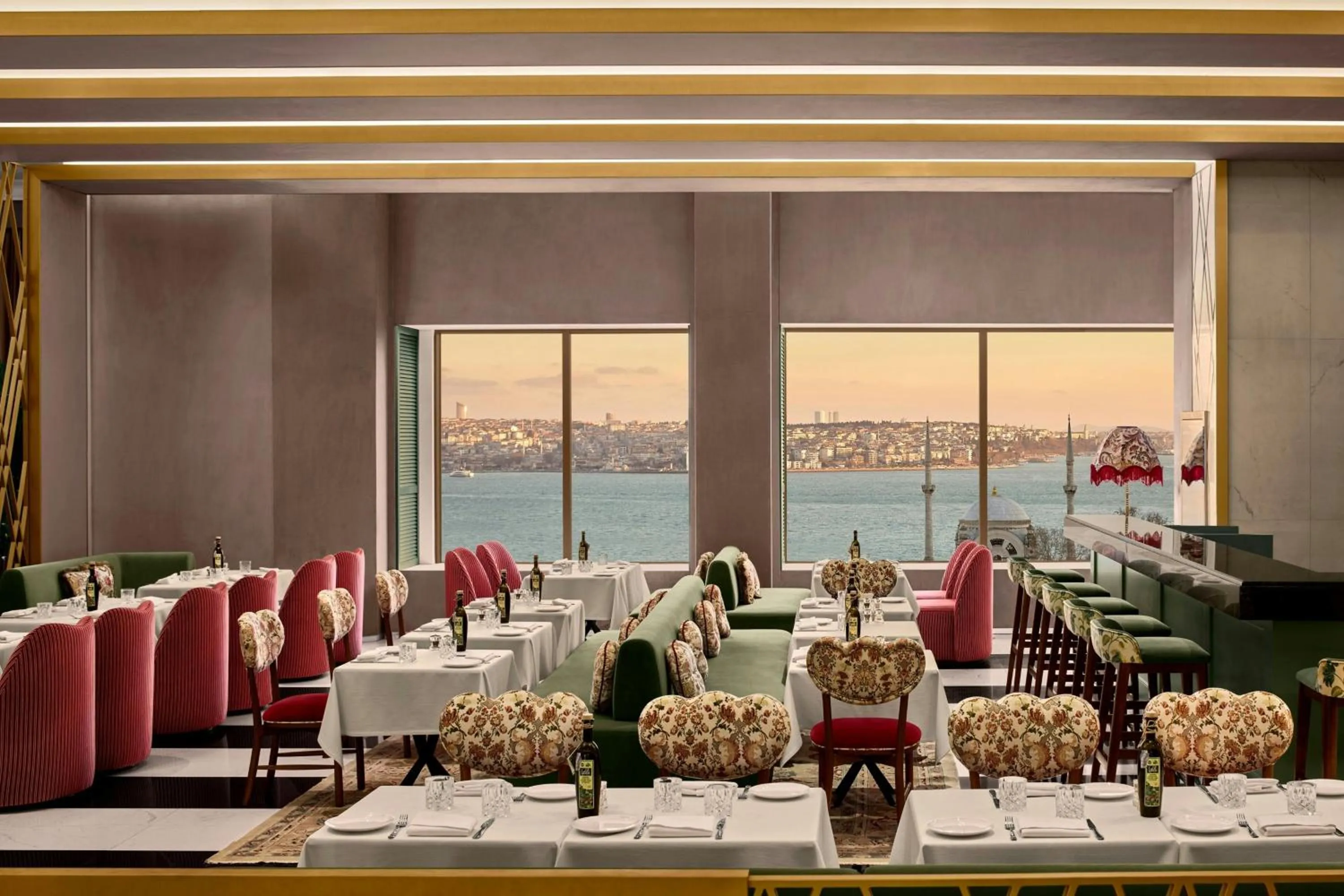 Restaurant/places to eat in The Ritz-Carlton, Istanbul at the Bosphorus