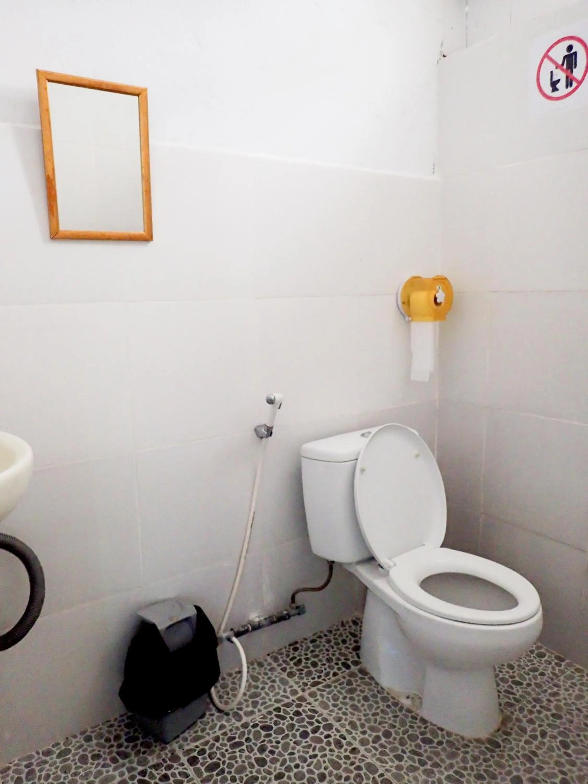 Toilet in Scuba Republic Beach Bungalows