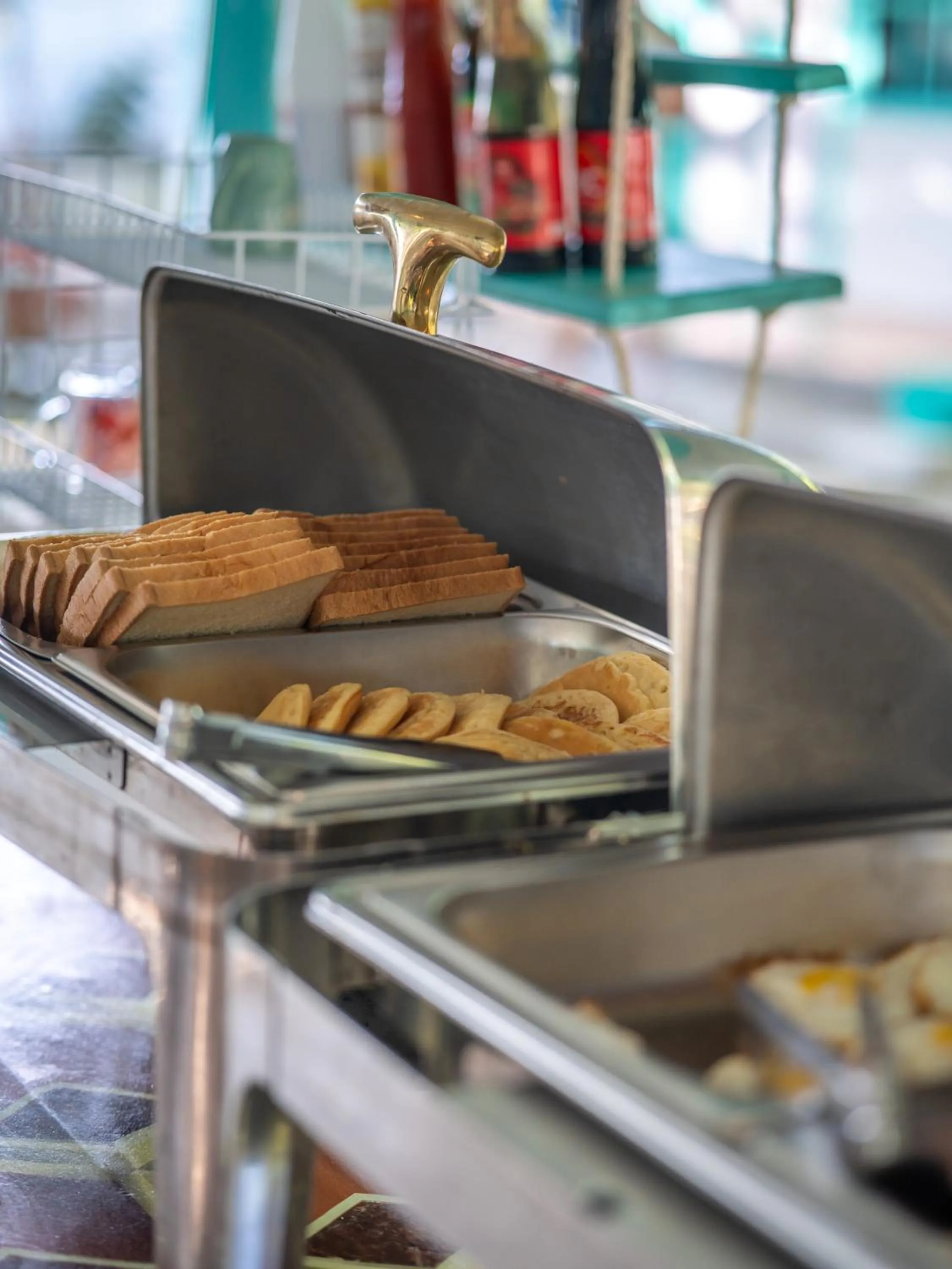 Breakfast in Scuba Republic Beach Bungalows