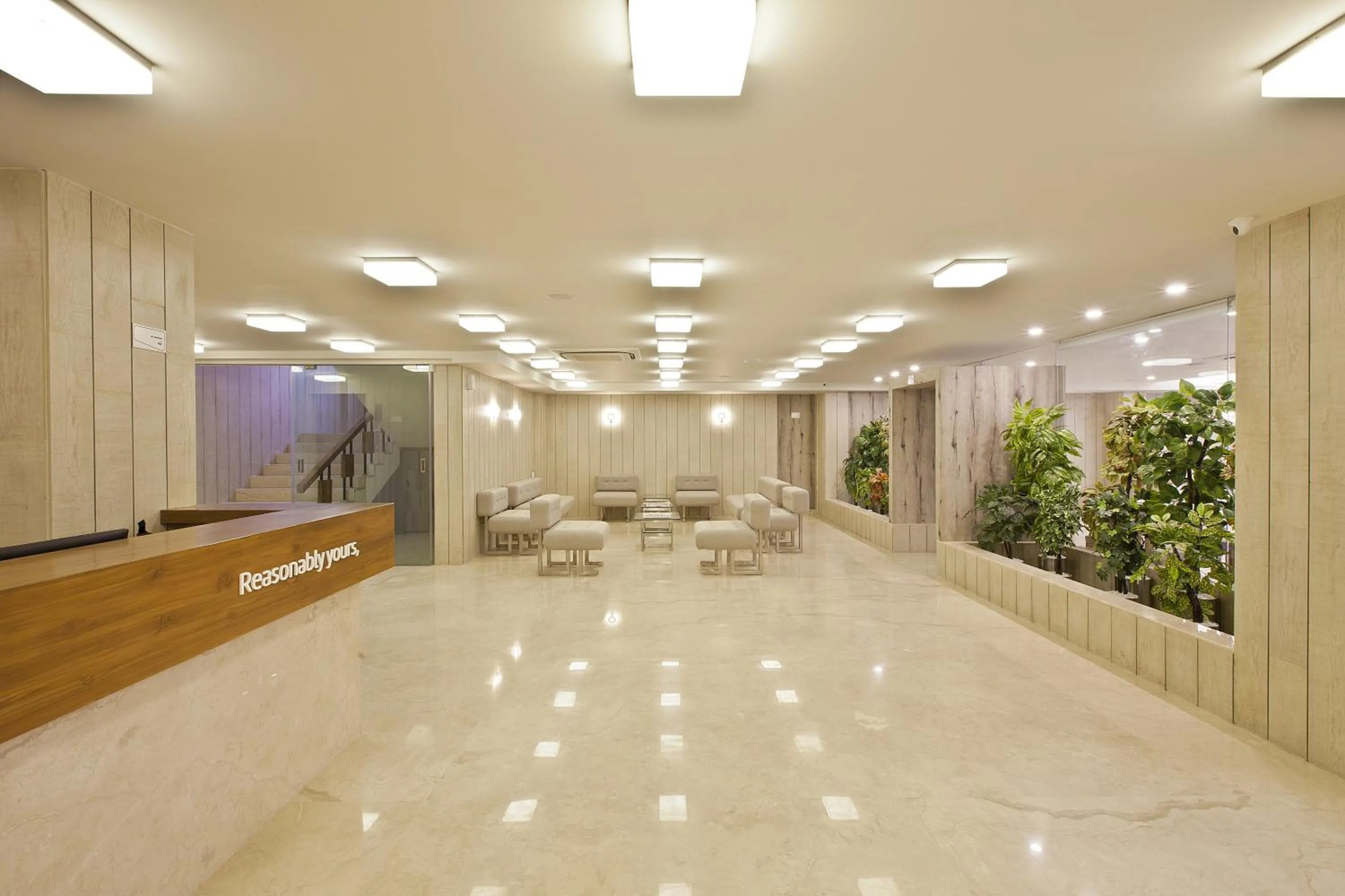 Lobby or reception in Scenaria Hotel - Navrangpura, Ahmedabad