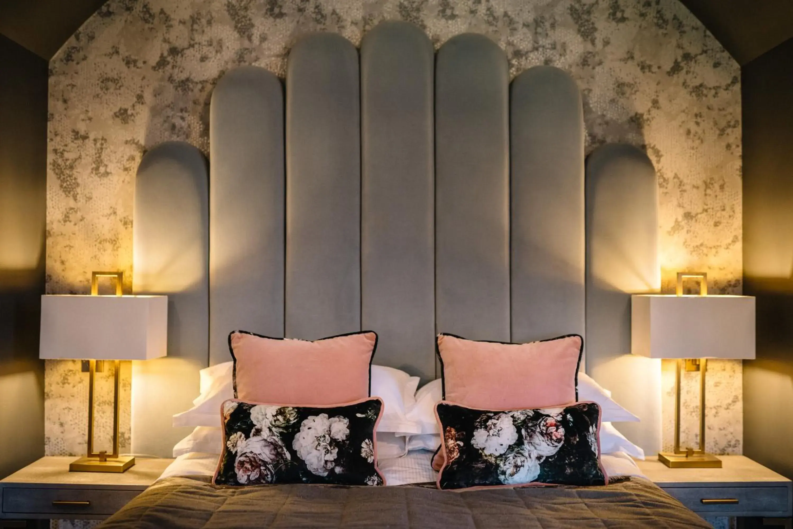 King Suite - single occupancy in Saltmarshe Hall King Suite - single occupancy in Saltmarshe Hall