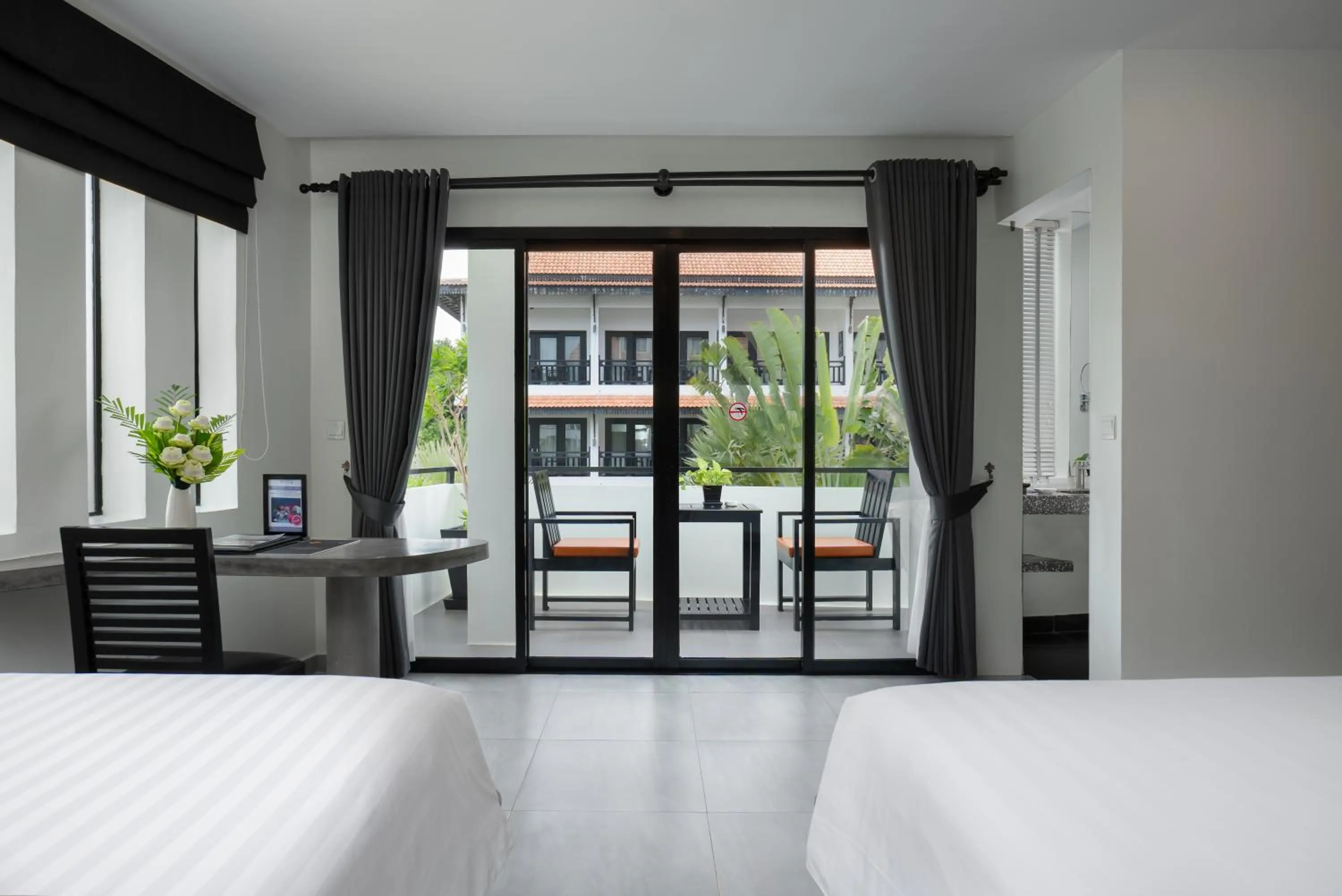 Bedroom, Bed in Central Suite Residence