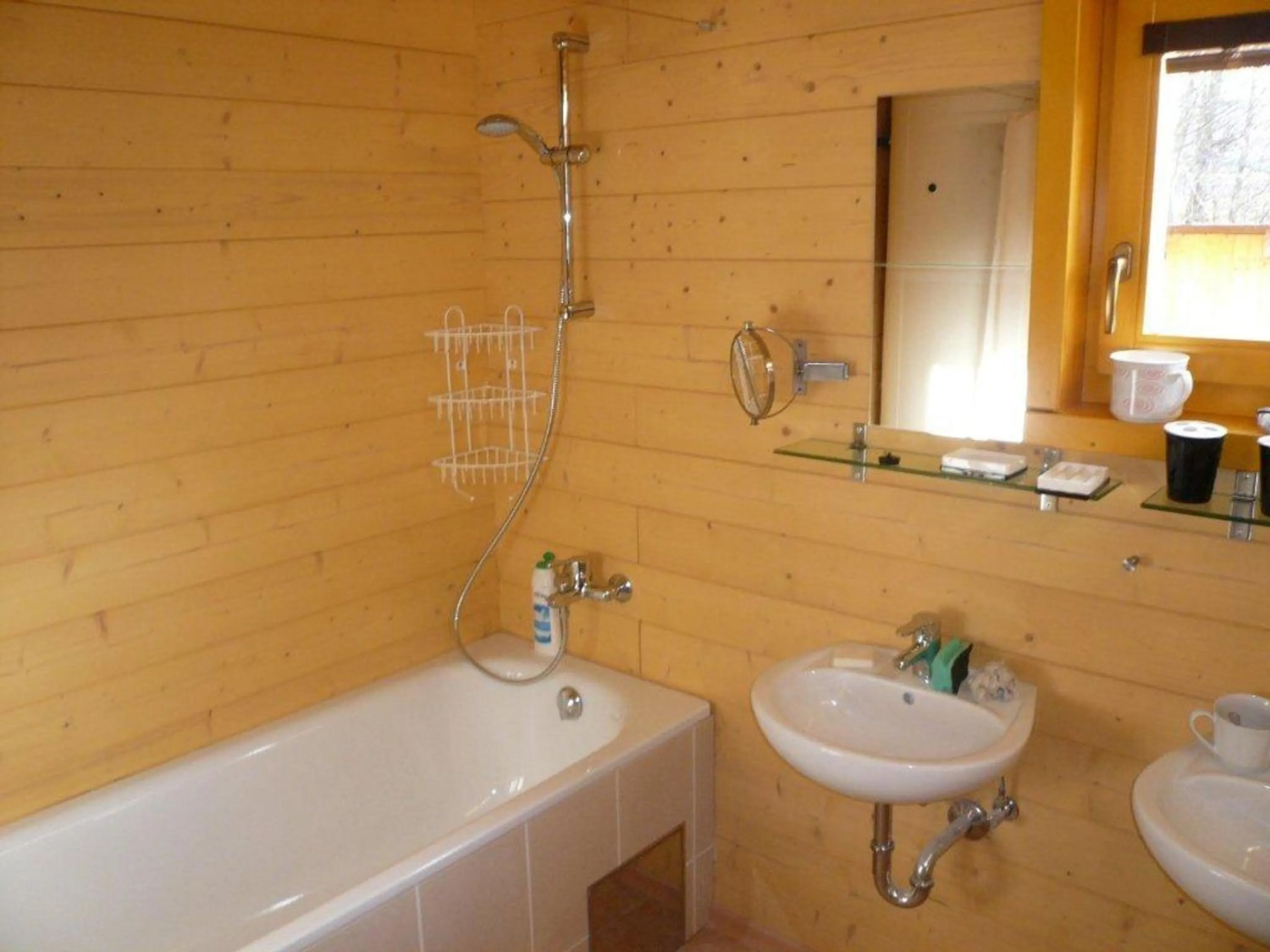 Chaty pod Sokolím Hřbetem