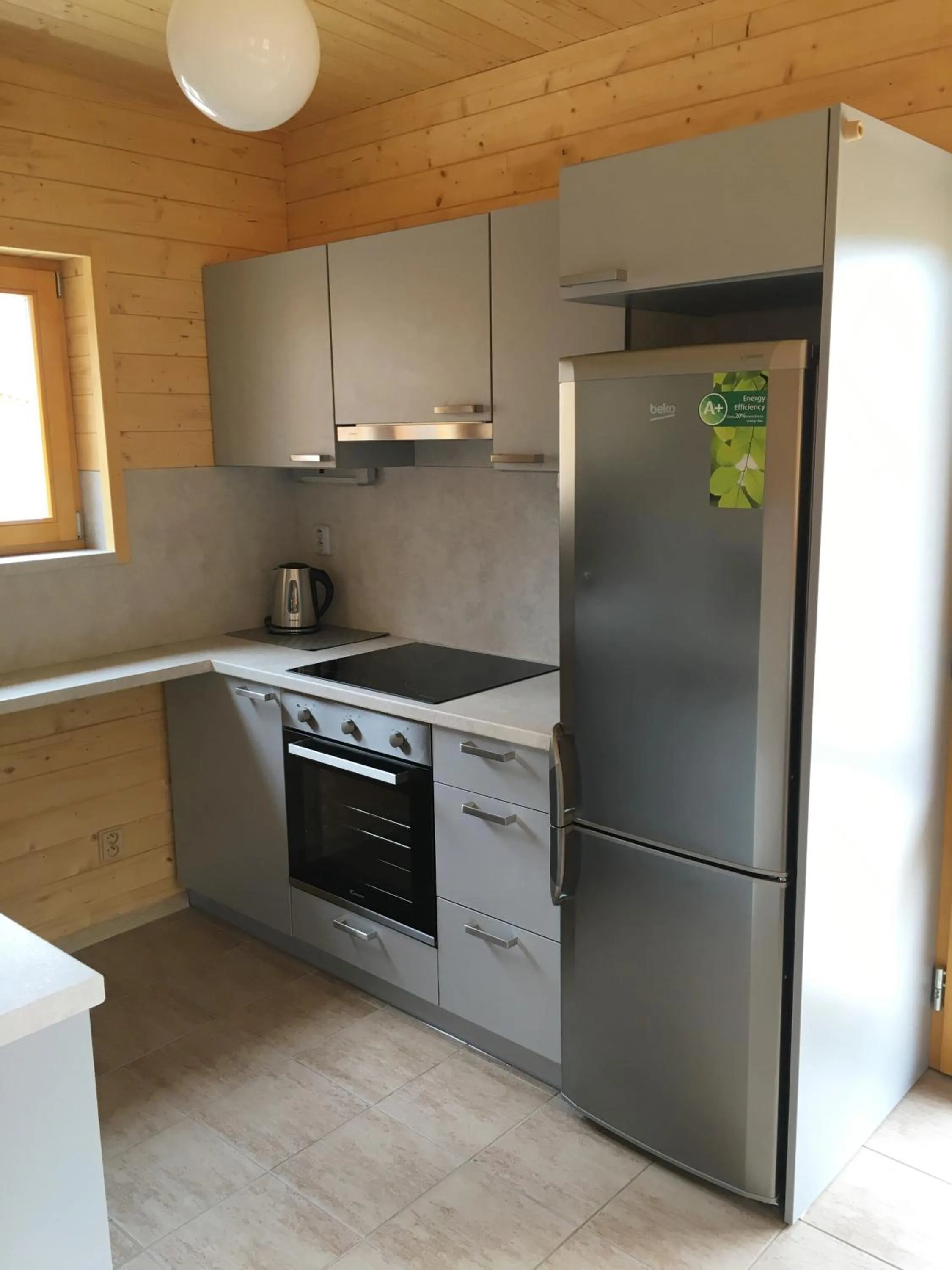 Chaty pod Sokolím Hřbetem