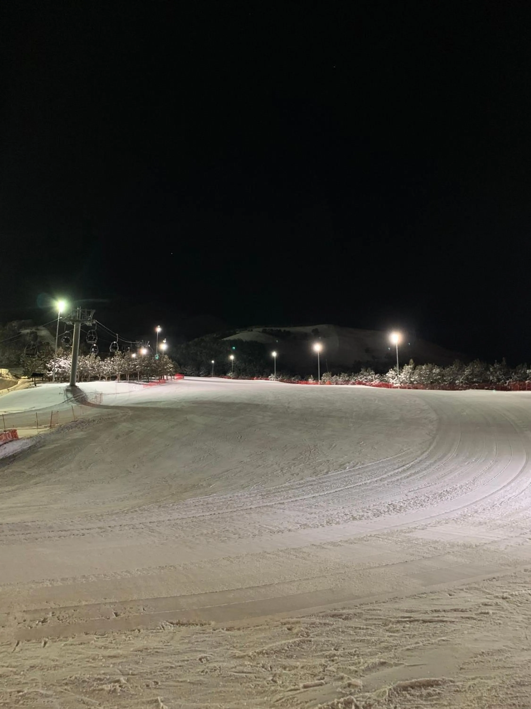 Skiing in Polat Palandöken