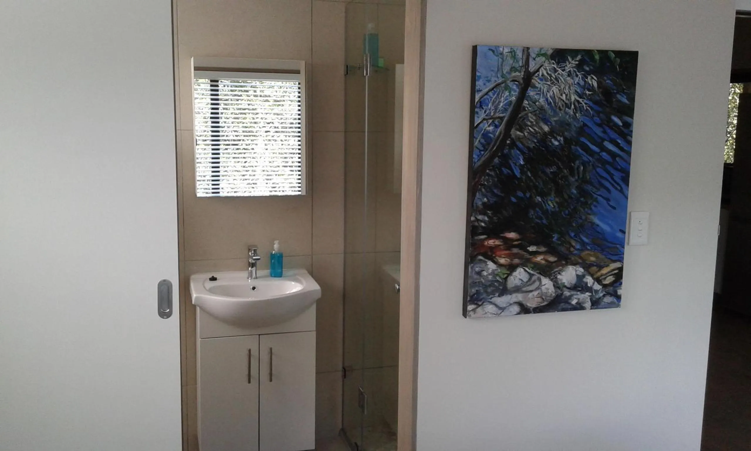 Bathroom in Kamma-Otter