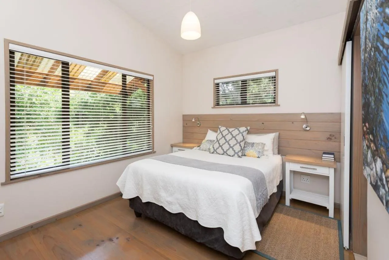 Bedroom, Bed in Kamma-Otter