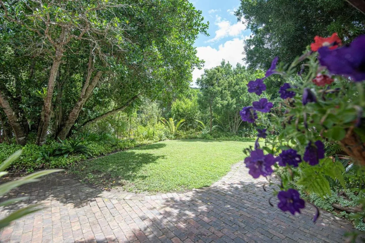 Garden in Kamma-Otter