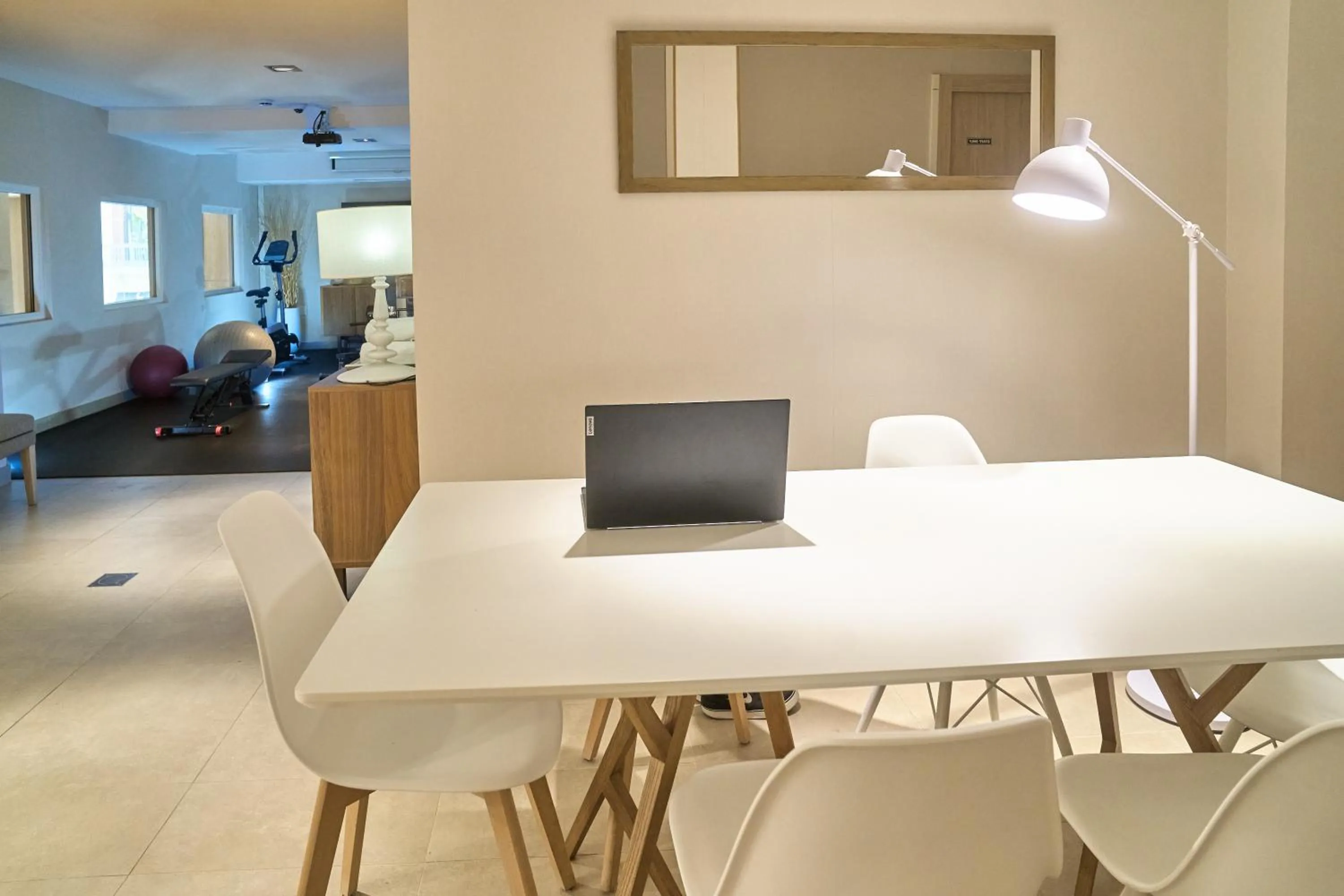 Seating area in Hotel Omnium