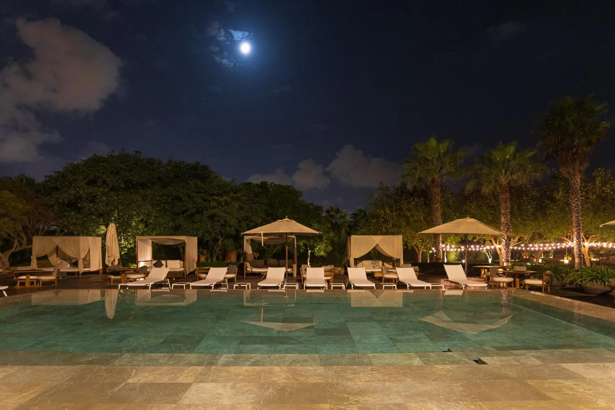 Swimming pool in Hotel Rural Xereca