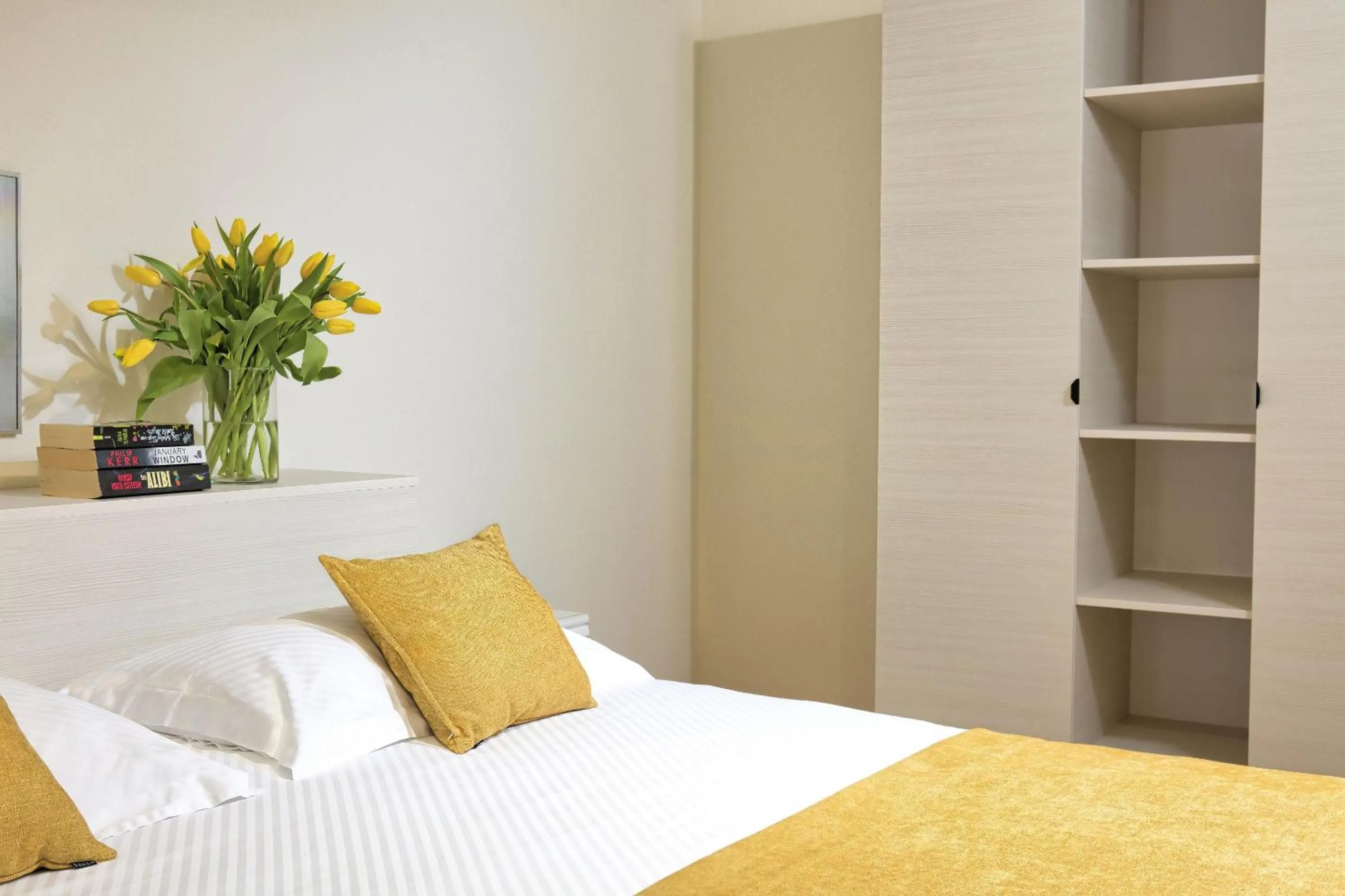 Bedroom, Bed in Palmotta Palace