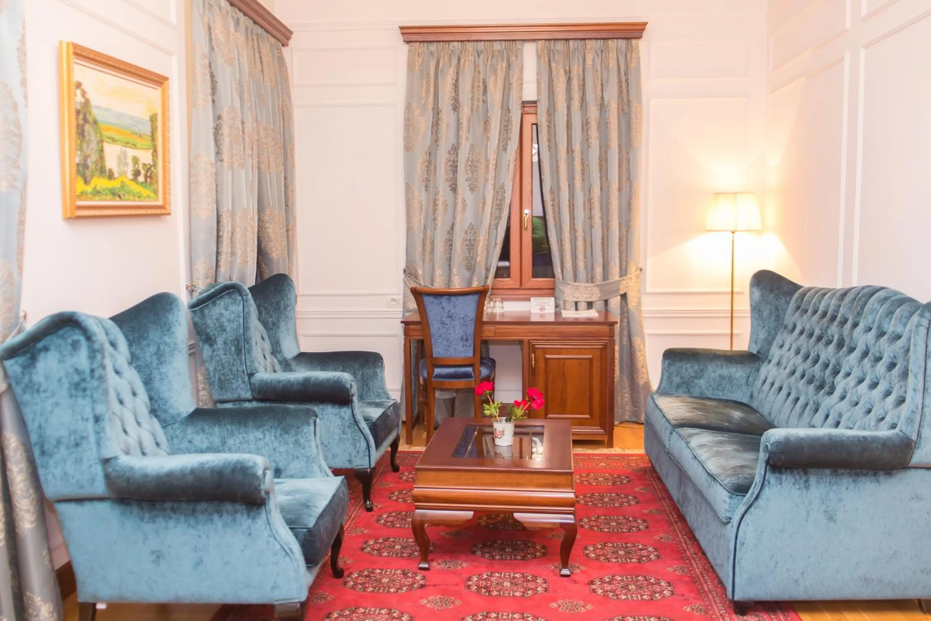 Seating area in Hotel Opera