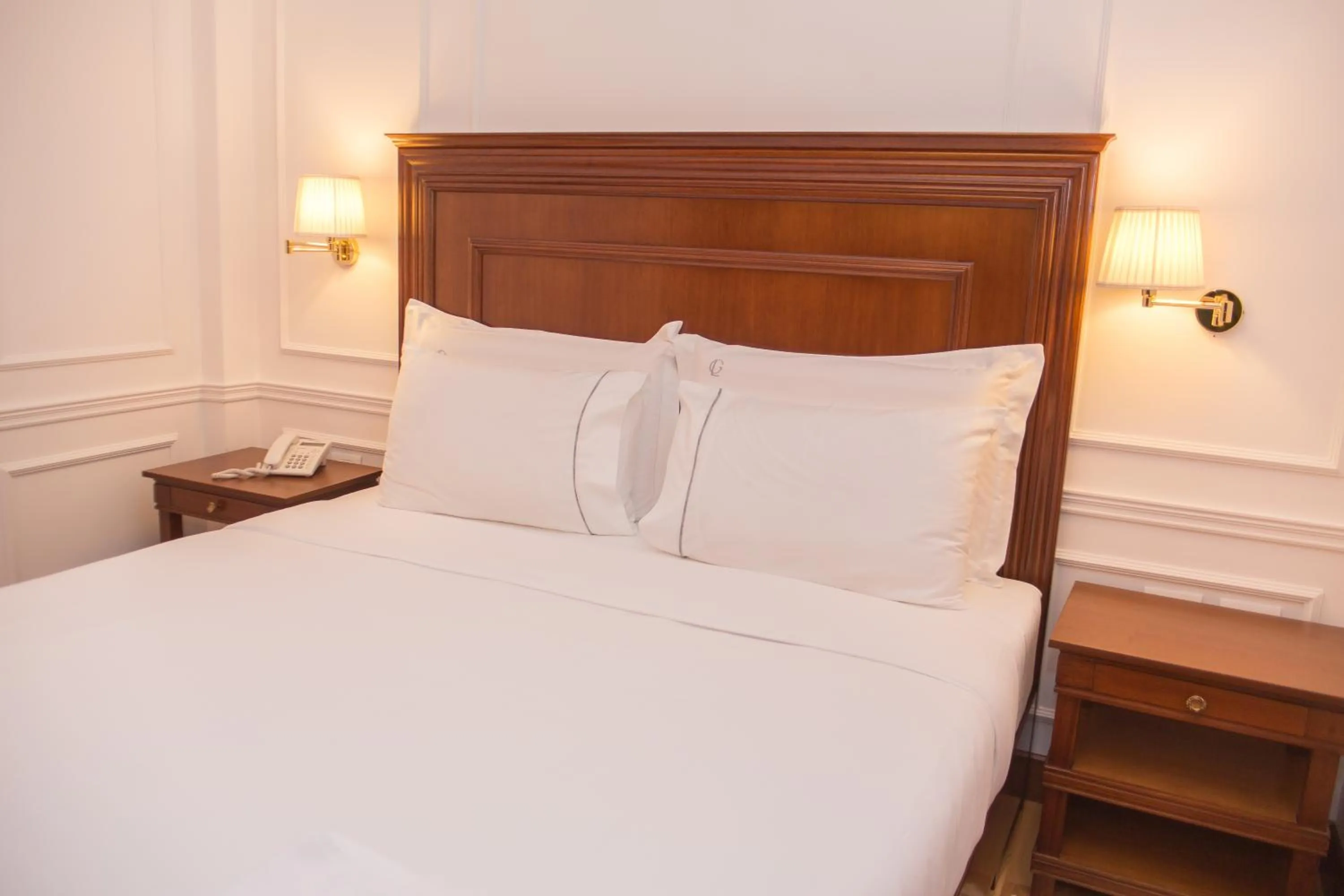 Bedroom, Bed in Hotel Opera