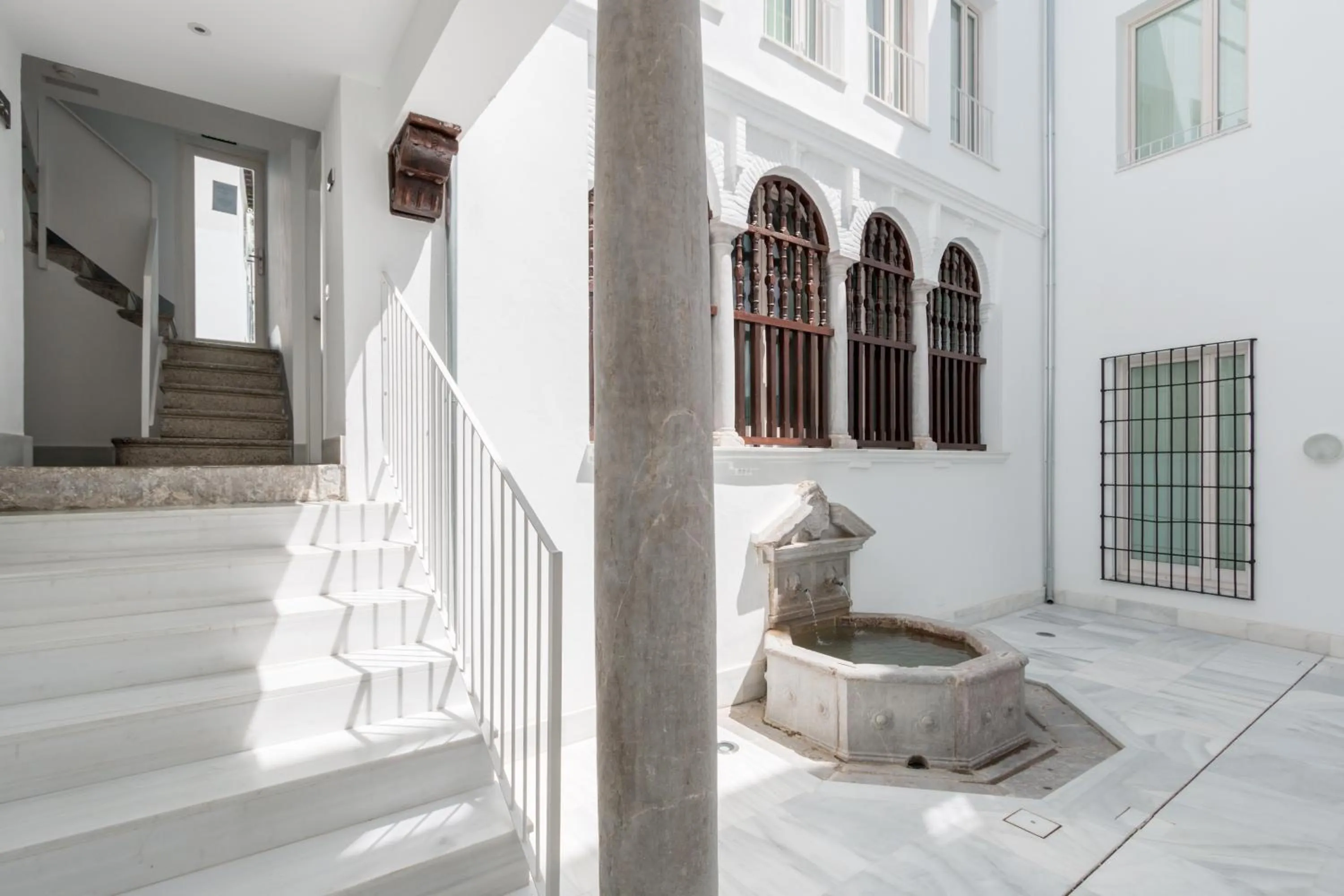 Patio in BiBo Suites Oro del Darro