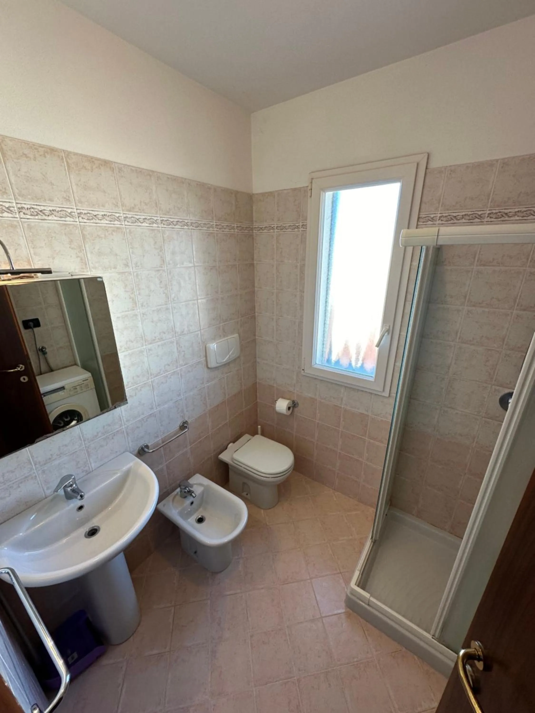 Bathroom in Residence Diana Frontemare - Agenzia Cocal