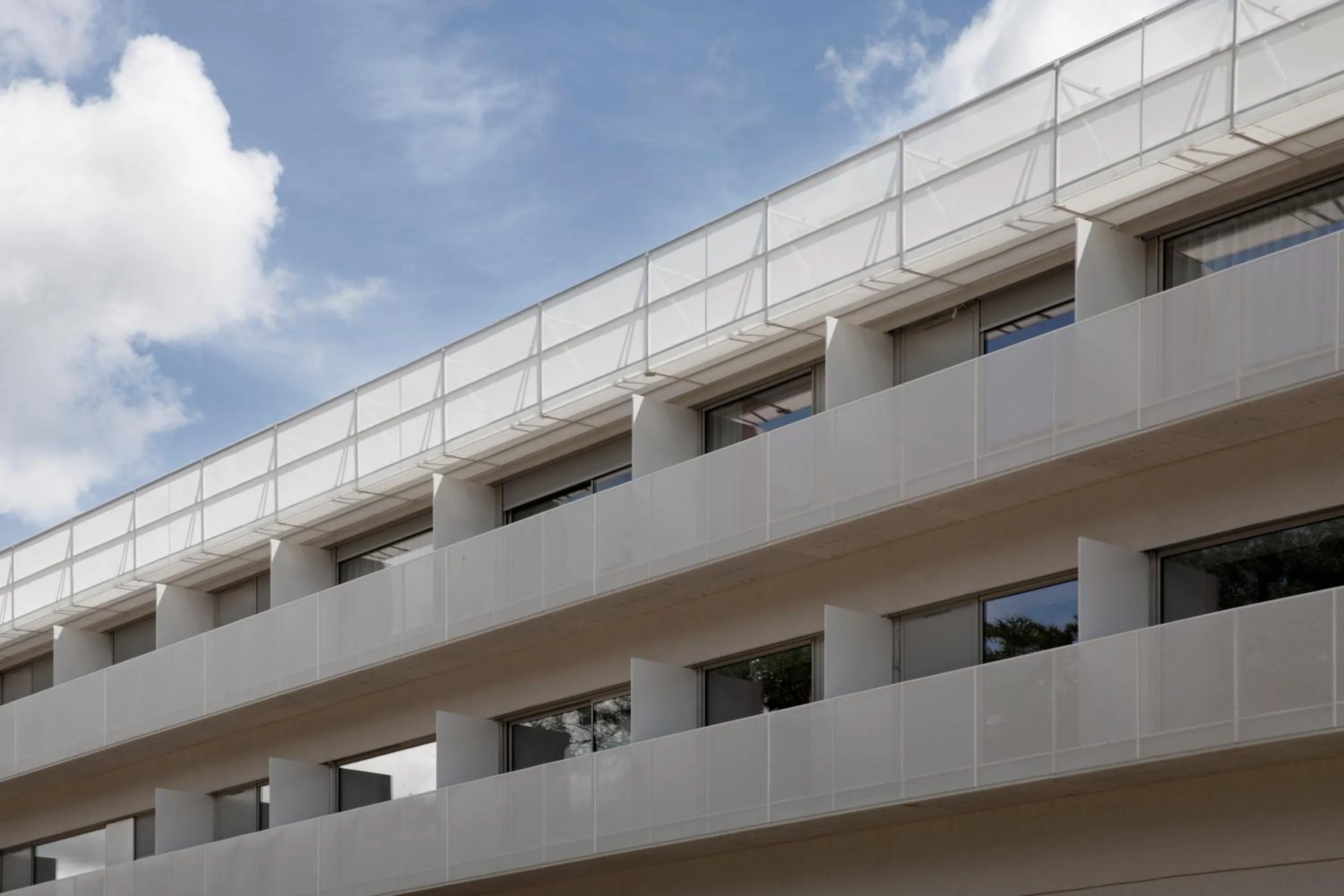 Property building in Best Western Plus Hotel Divona Cahors