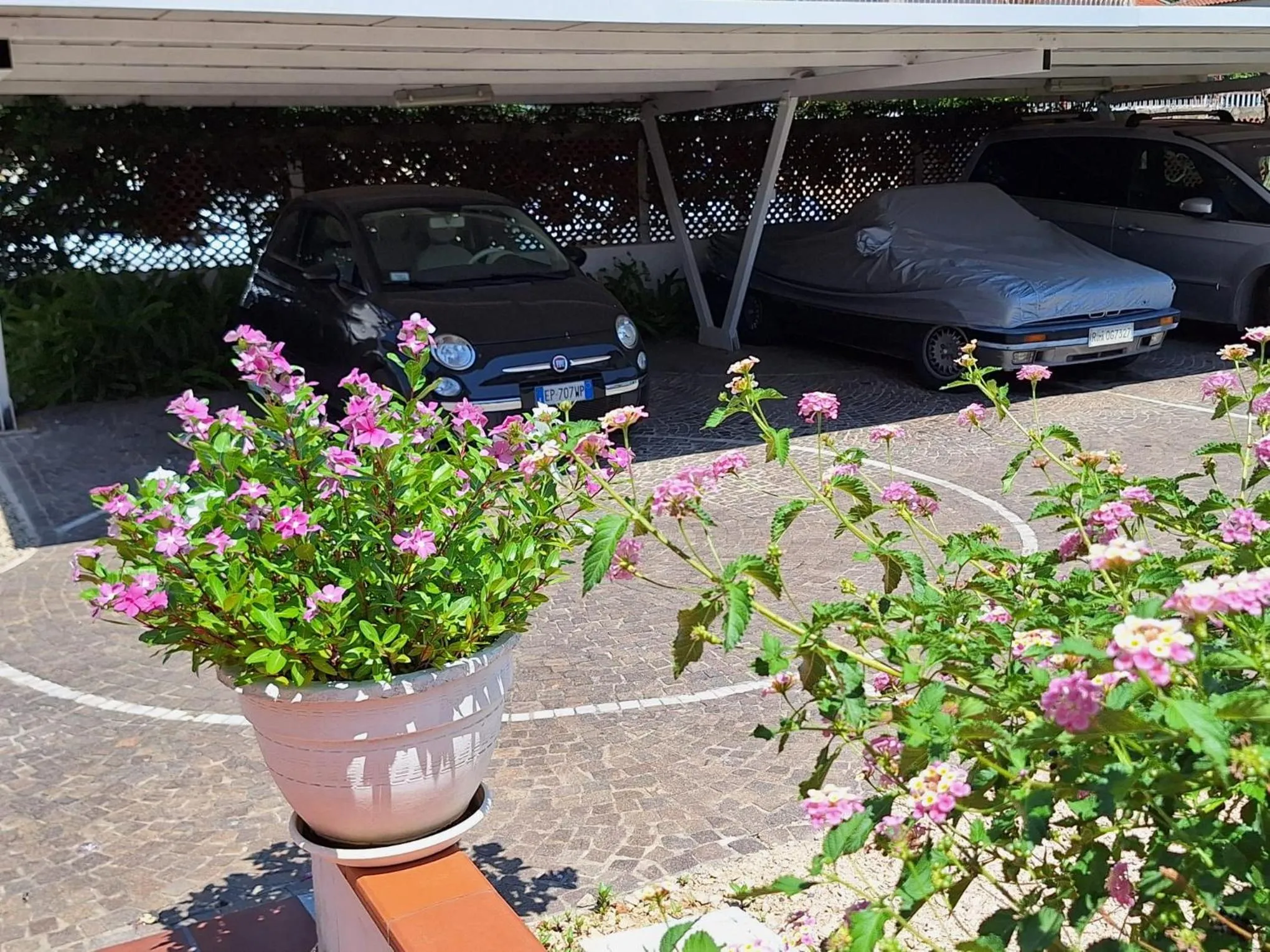 Parking in Green House