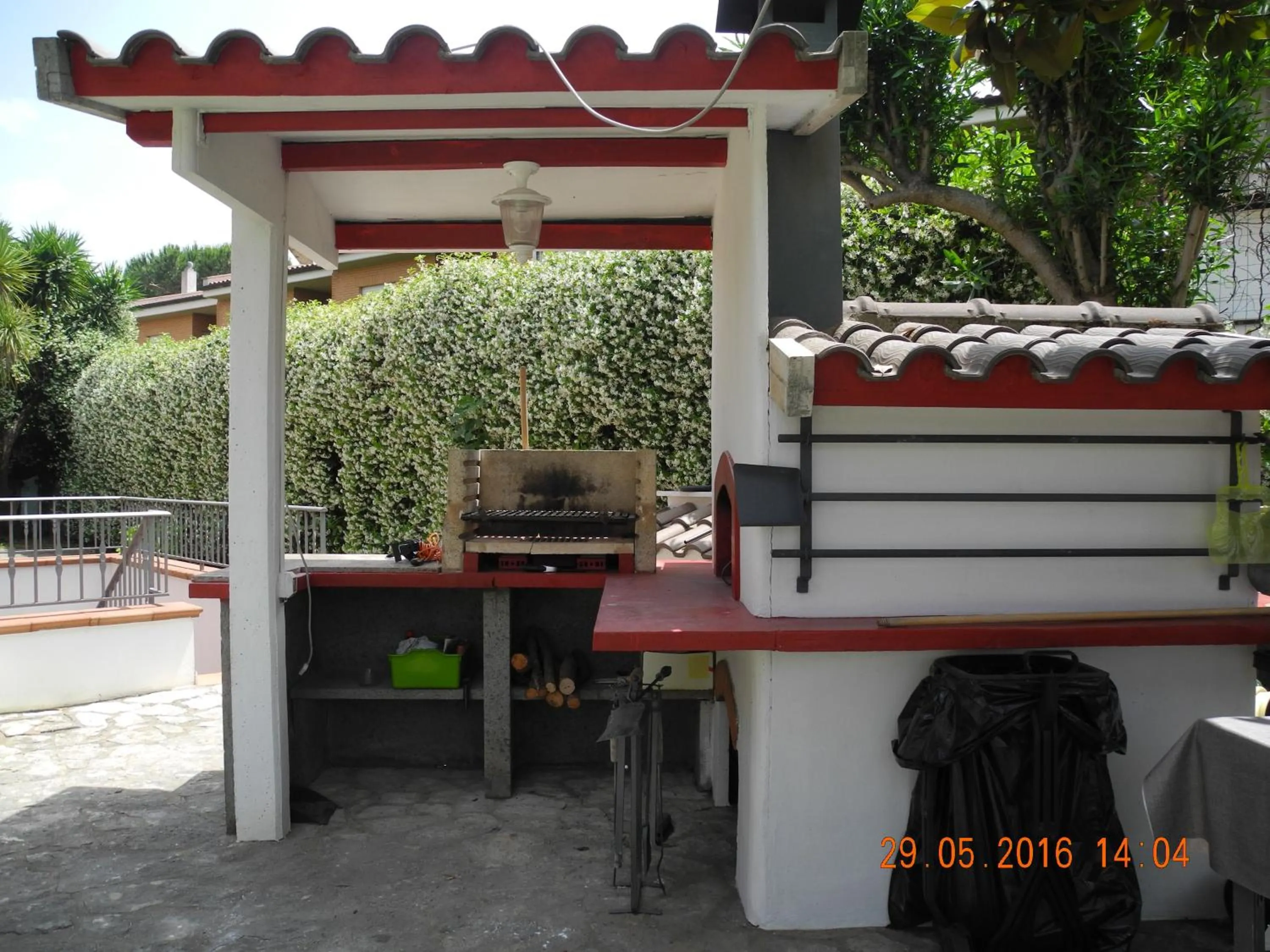 BBQ facilities in Green House