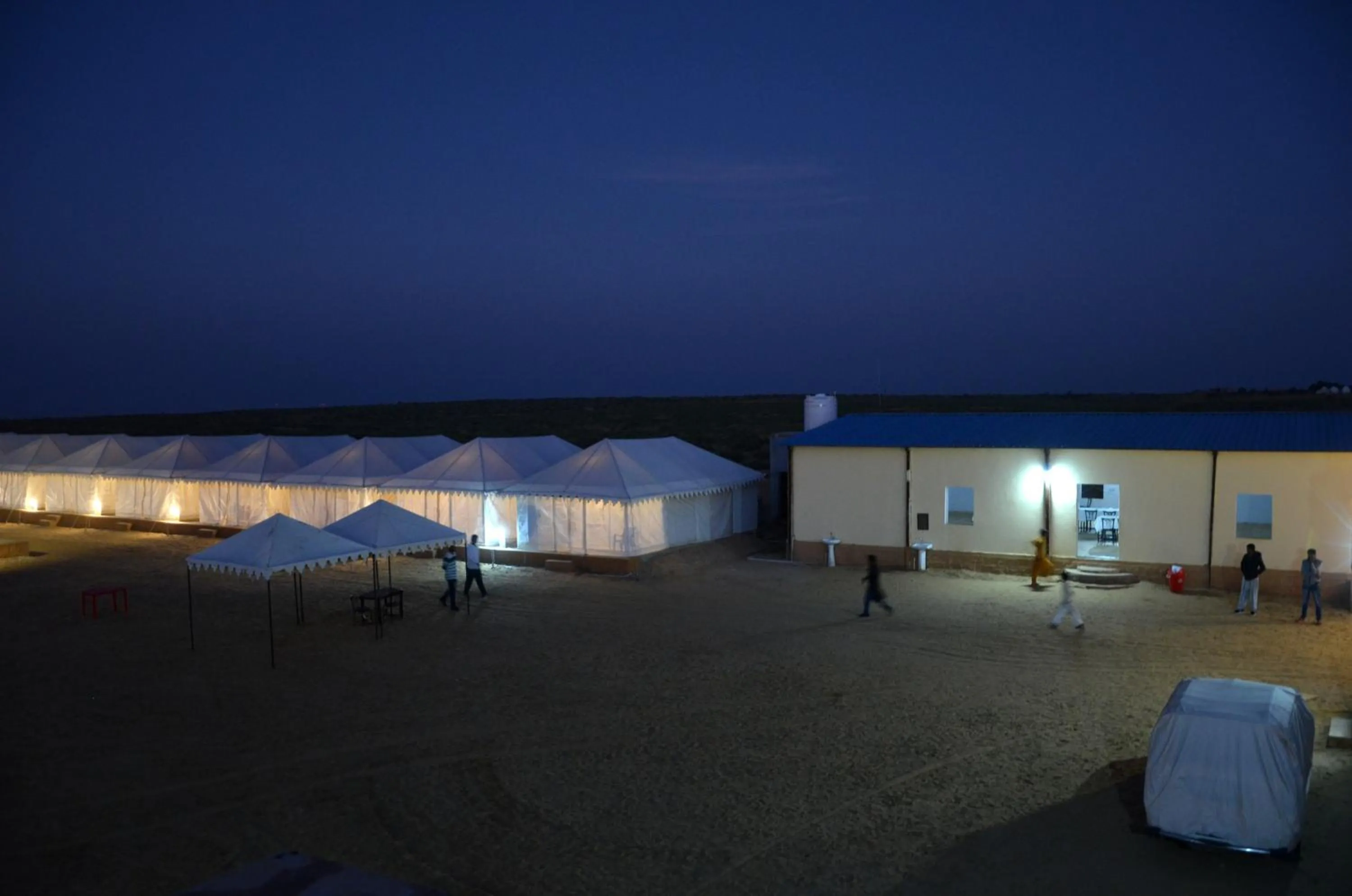 Area and facilities in Sky Desert Safari