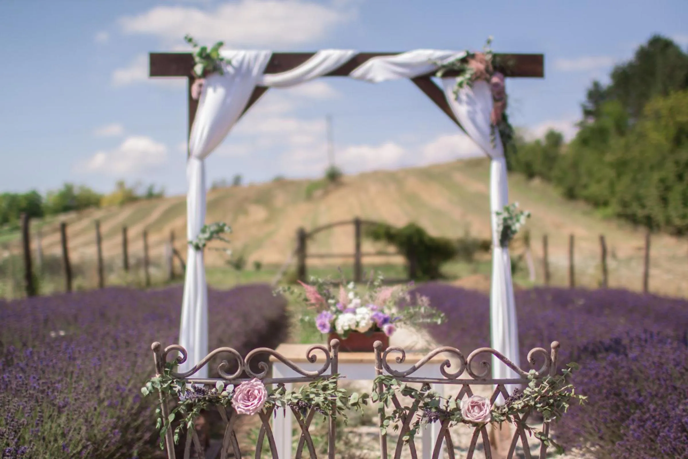 wedding in Hazai Provence