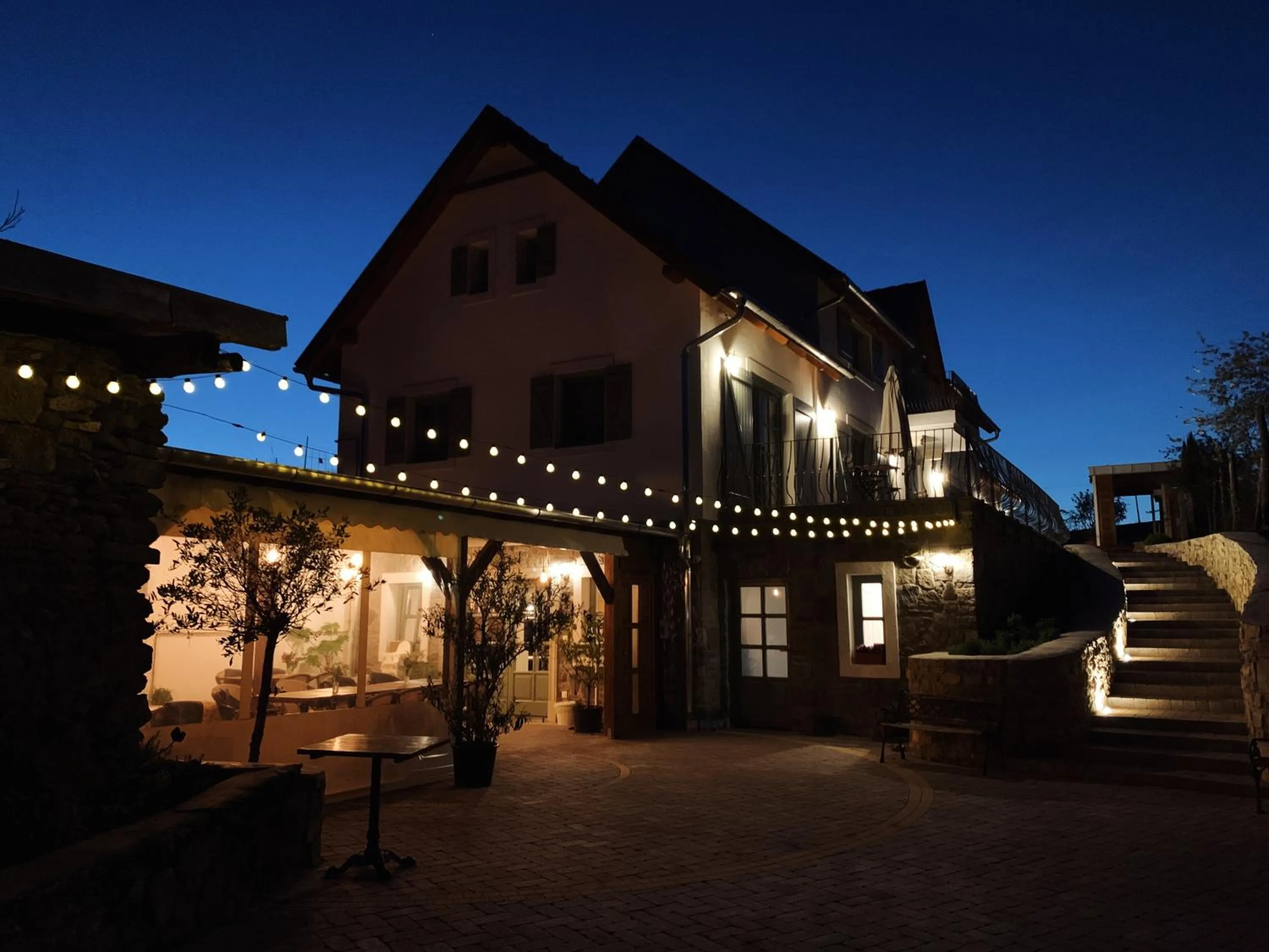 Property building in Hazai Provence