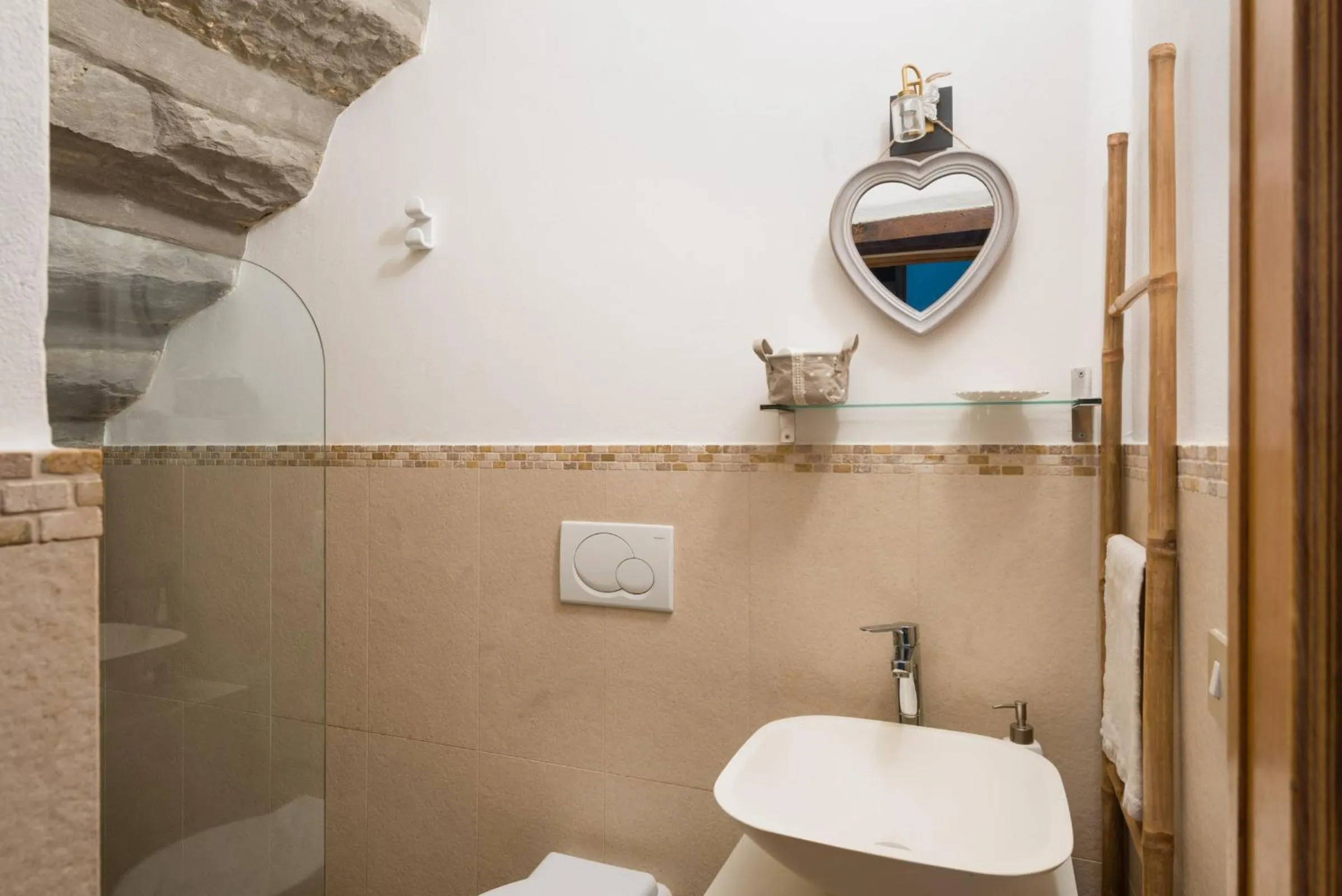 Bathroom in Un Petit Paradis