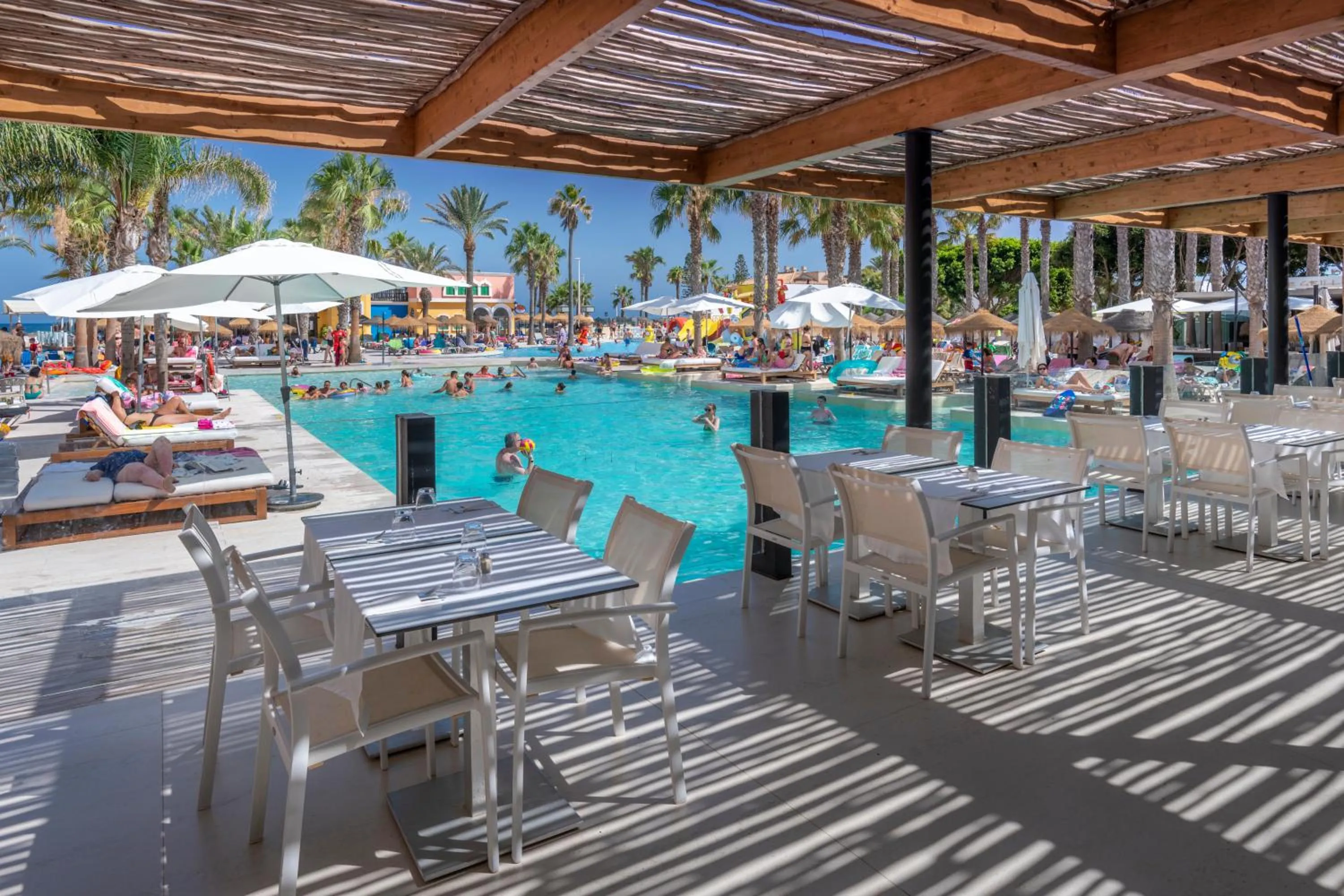 Restaurant/places to eat in Mediterraneo Bay Hotel & Resort