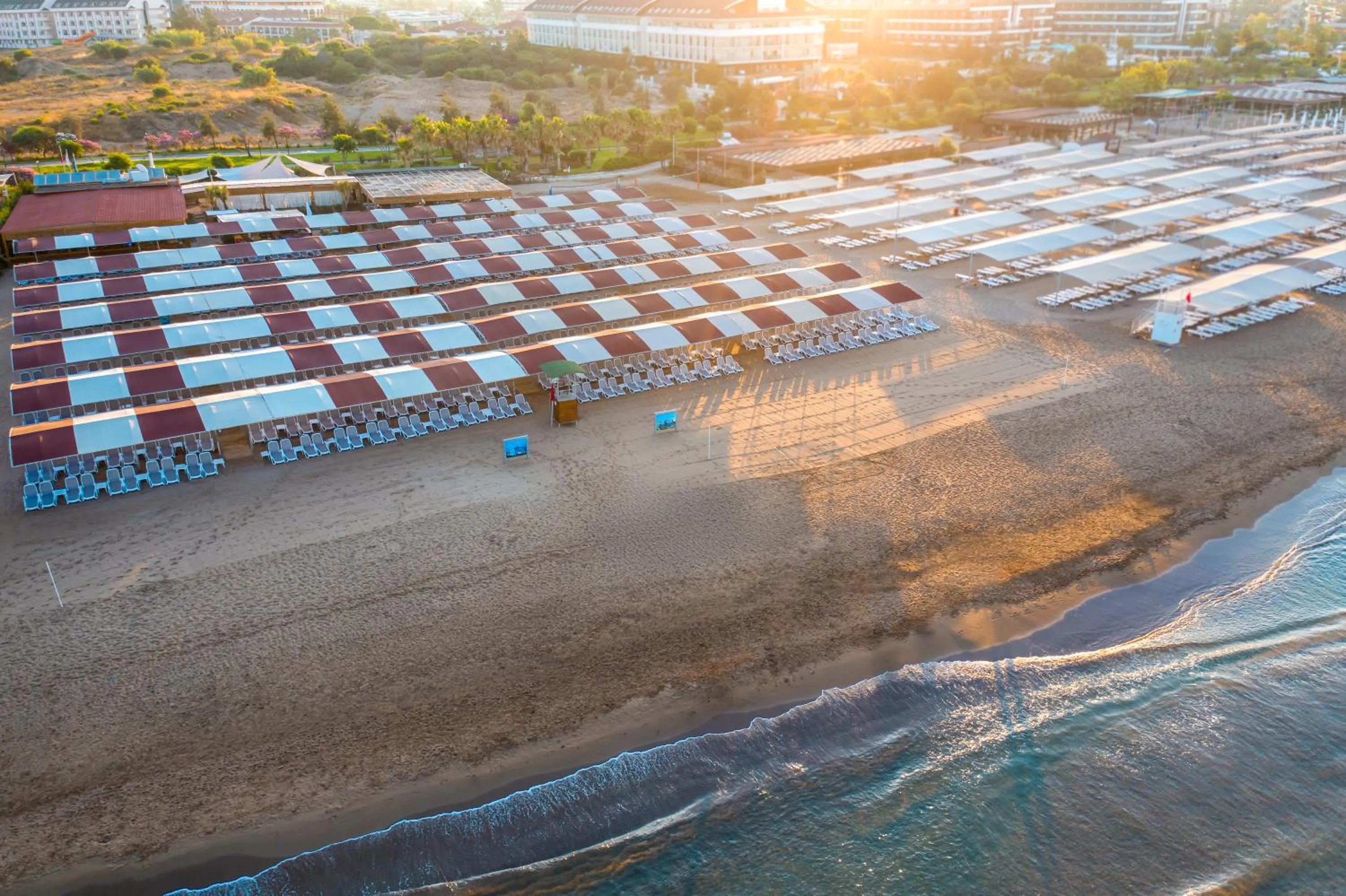 Day in Side Royal Palace