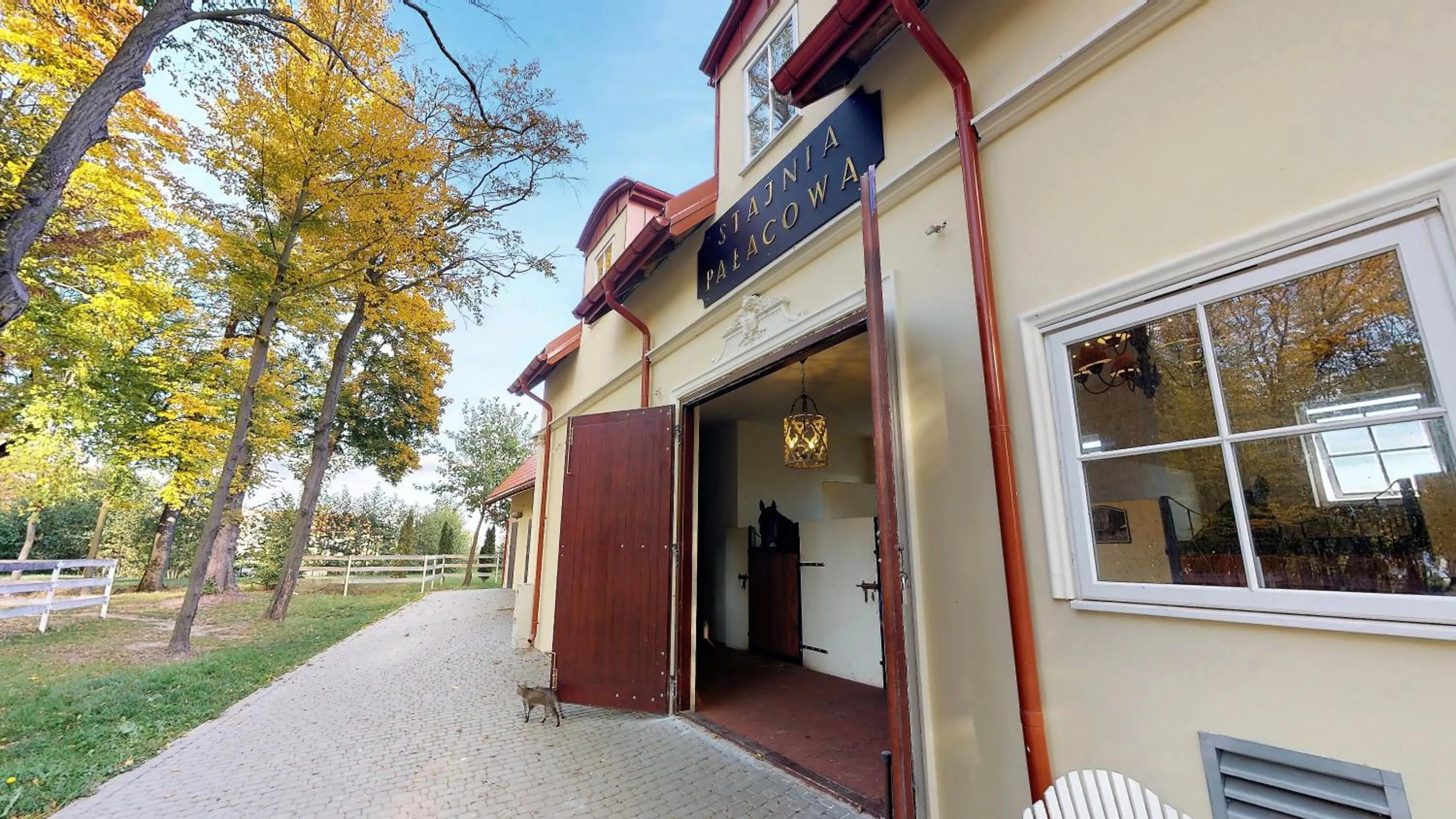 Property building in Hotel Pałac Alexandrinum