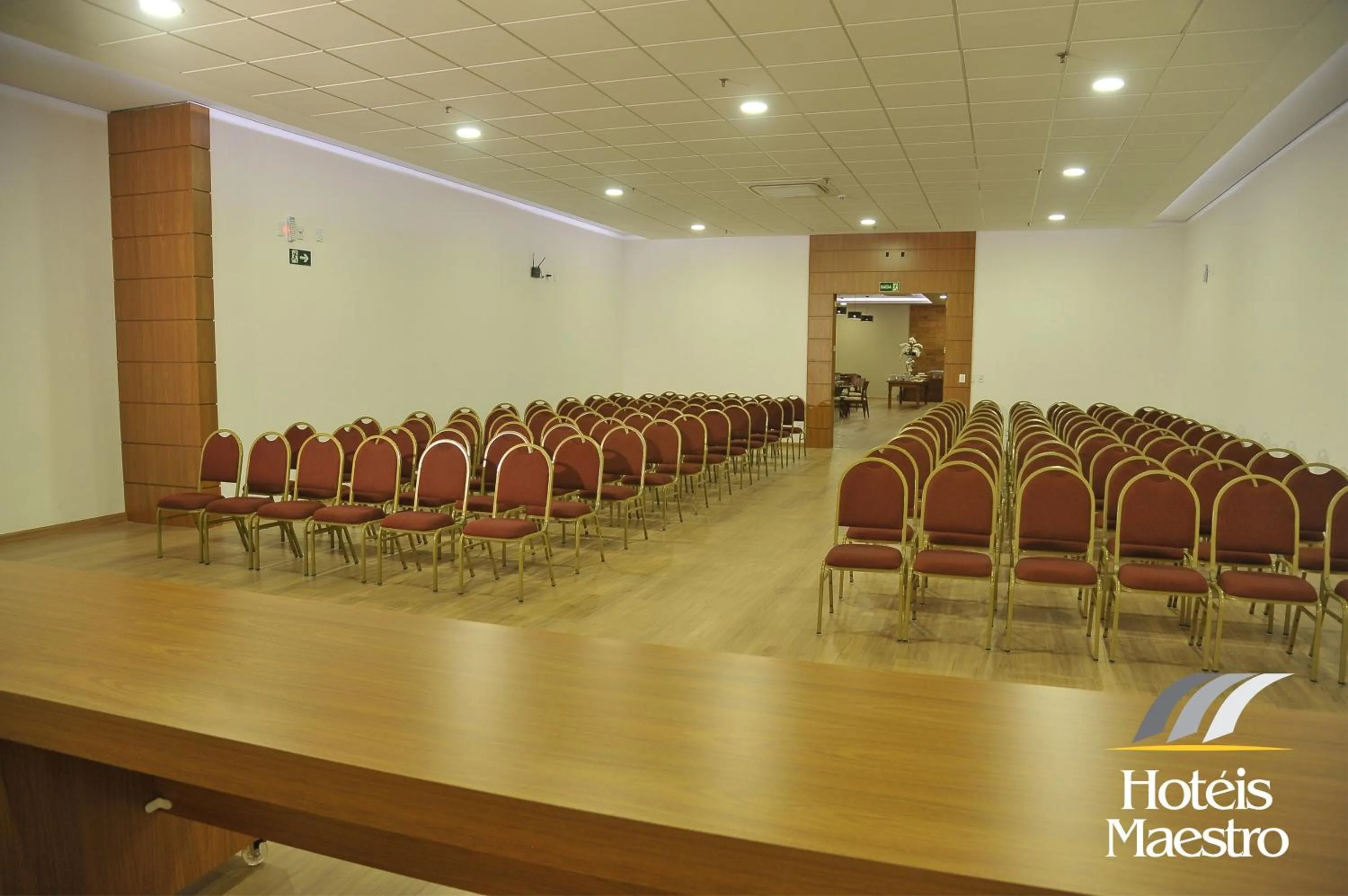 Meeting/conference room in Hotel Maestro Premium Cascavel