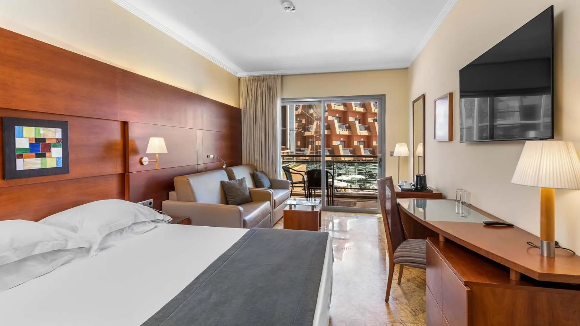 Bedroom, Bed in Protur Roquetas Hotel & Spa