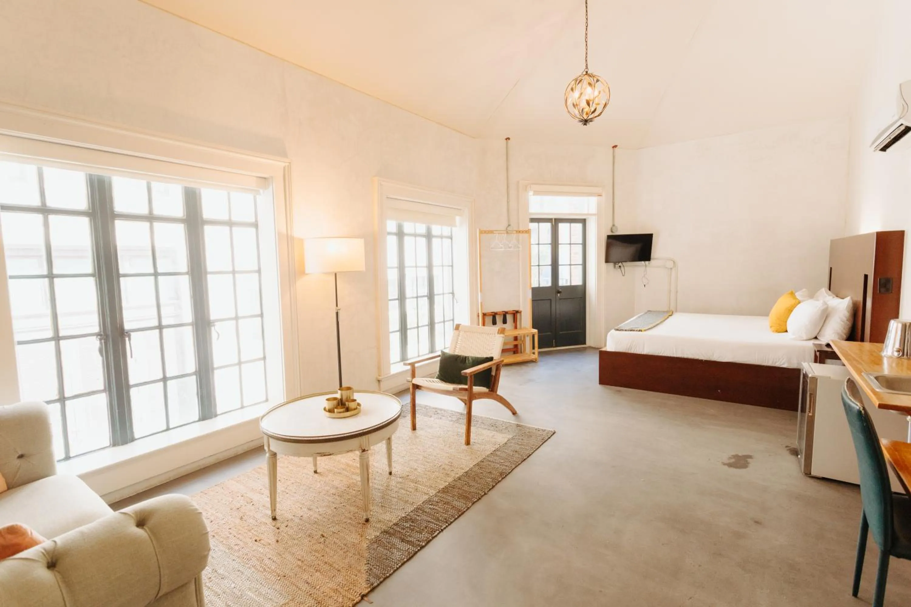 Bed in Catahoula Hotel New Orleans