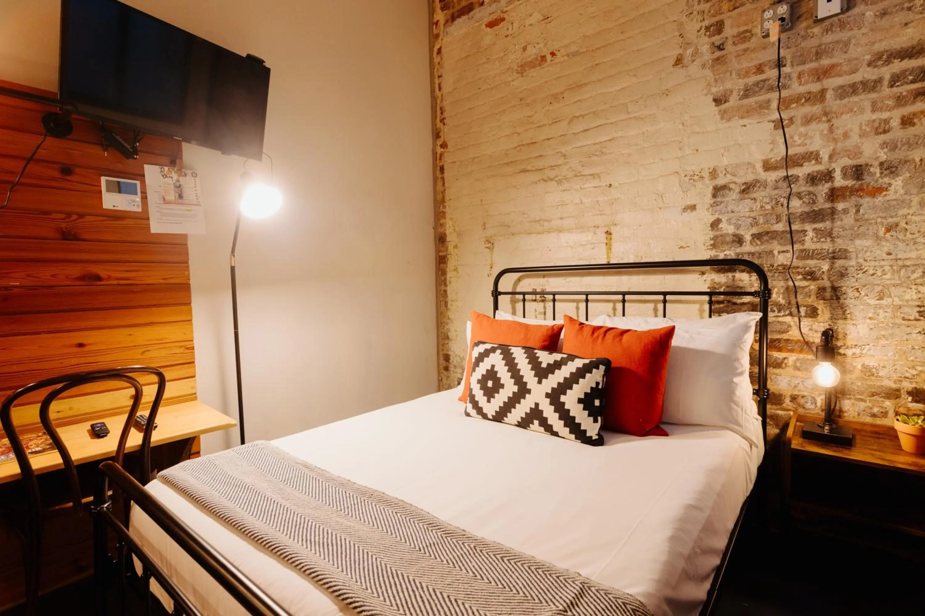 Bed in Catahoula Hotel New Orleans