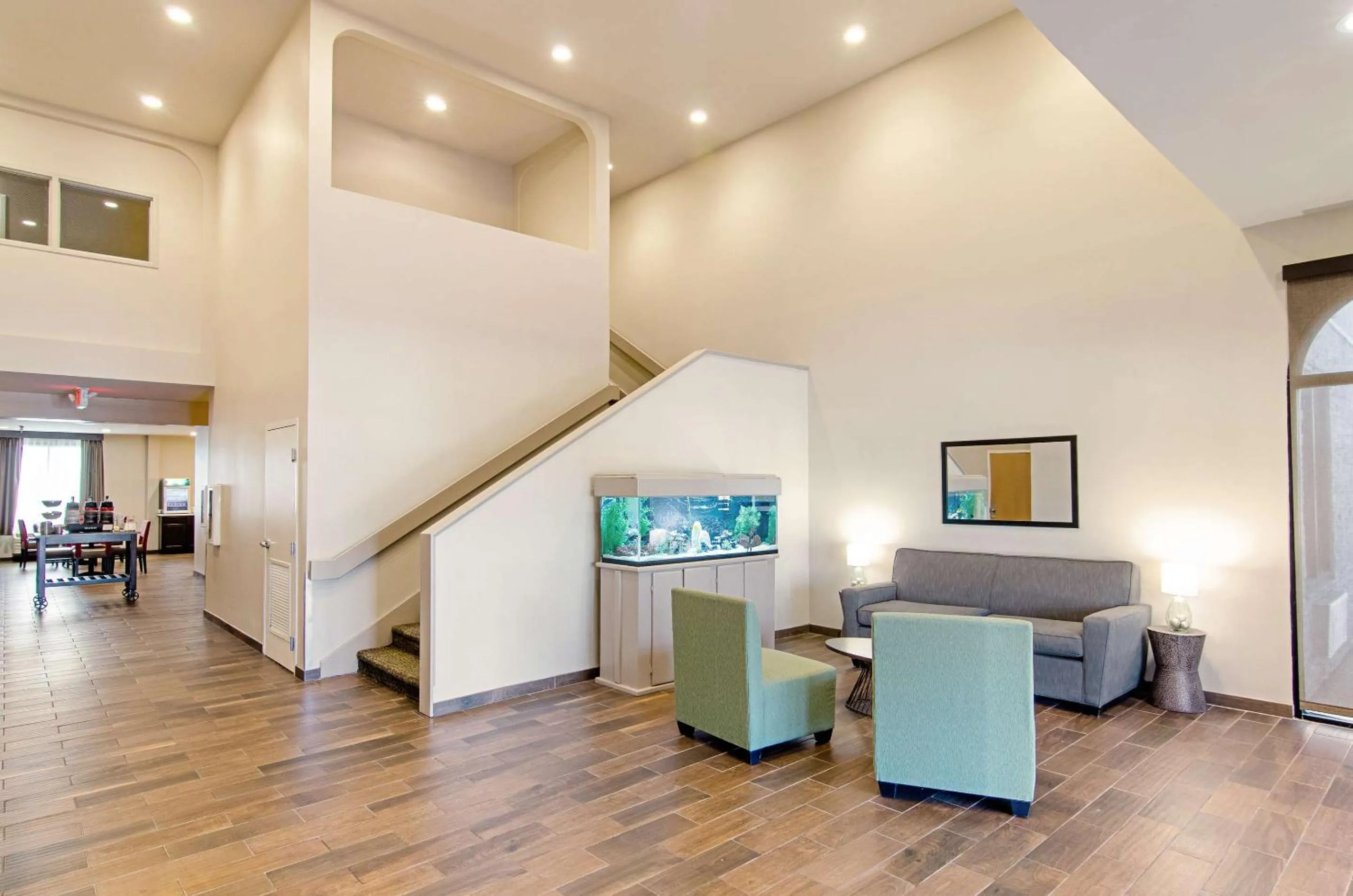 Lobby or reception in Quality Inn & Suites Near Tanger Outlet Mall