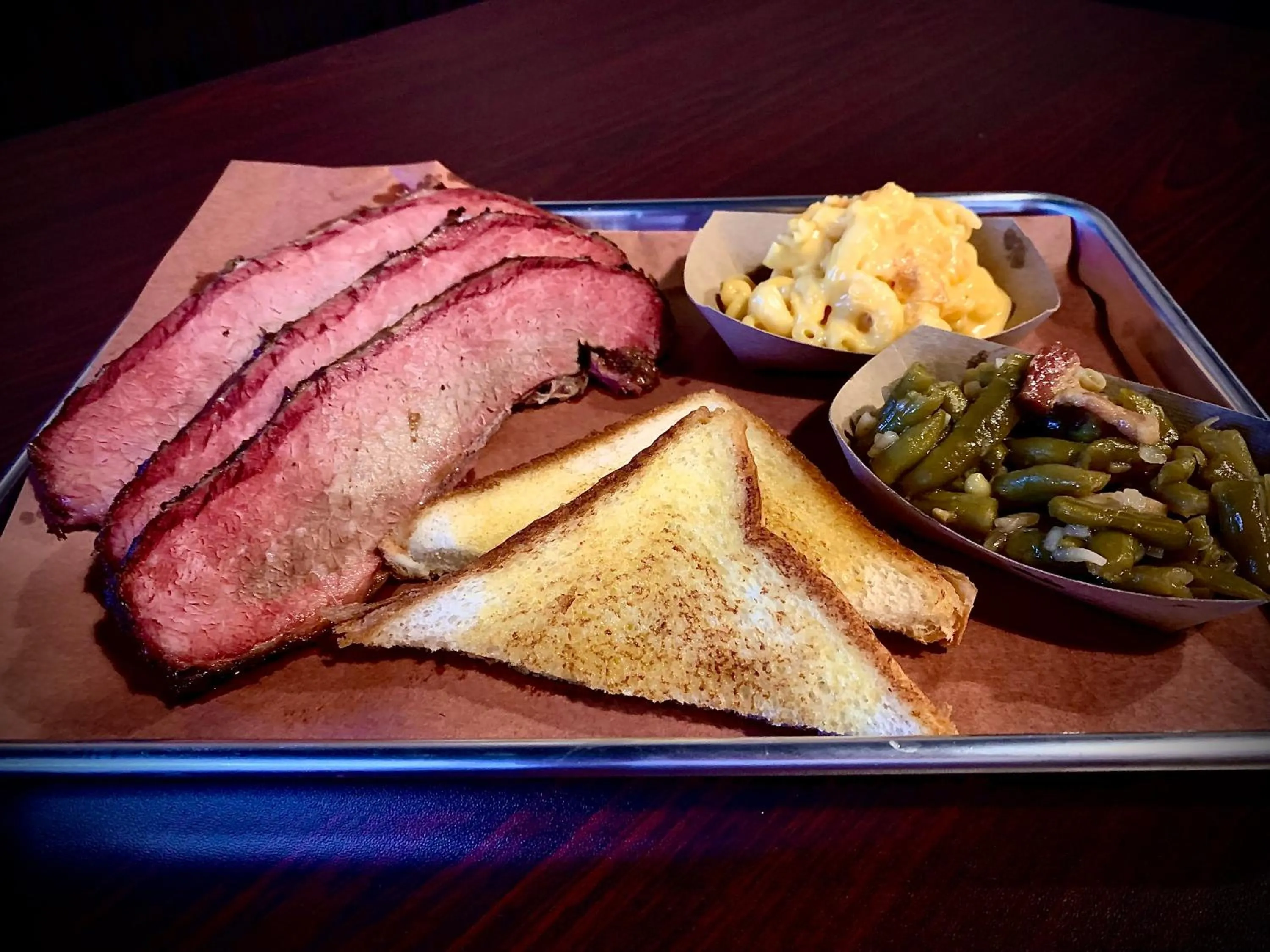 Restaurant/places to eat in The Inn on the River