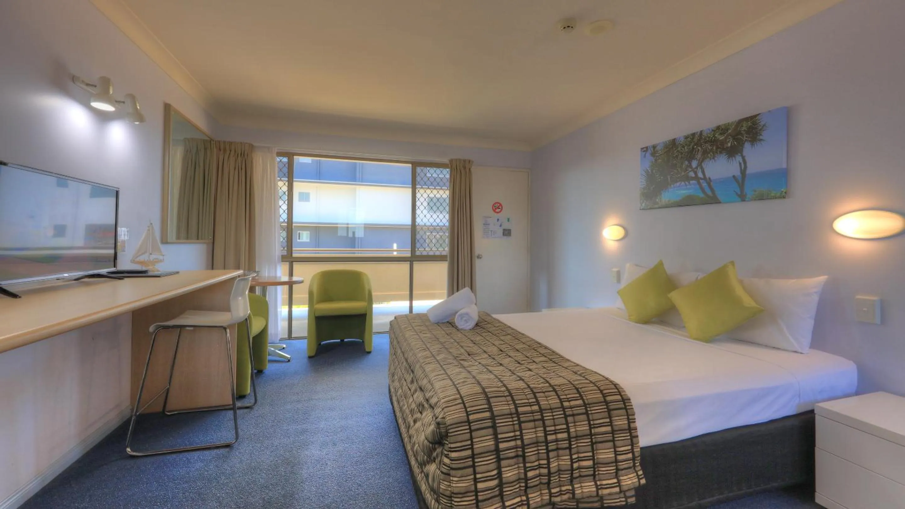 TV and multimedia, Bed in Bay Air Motel