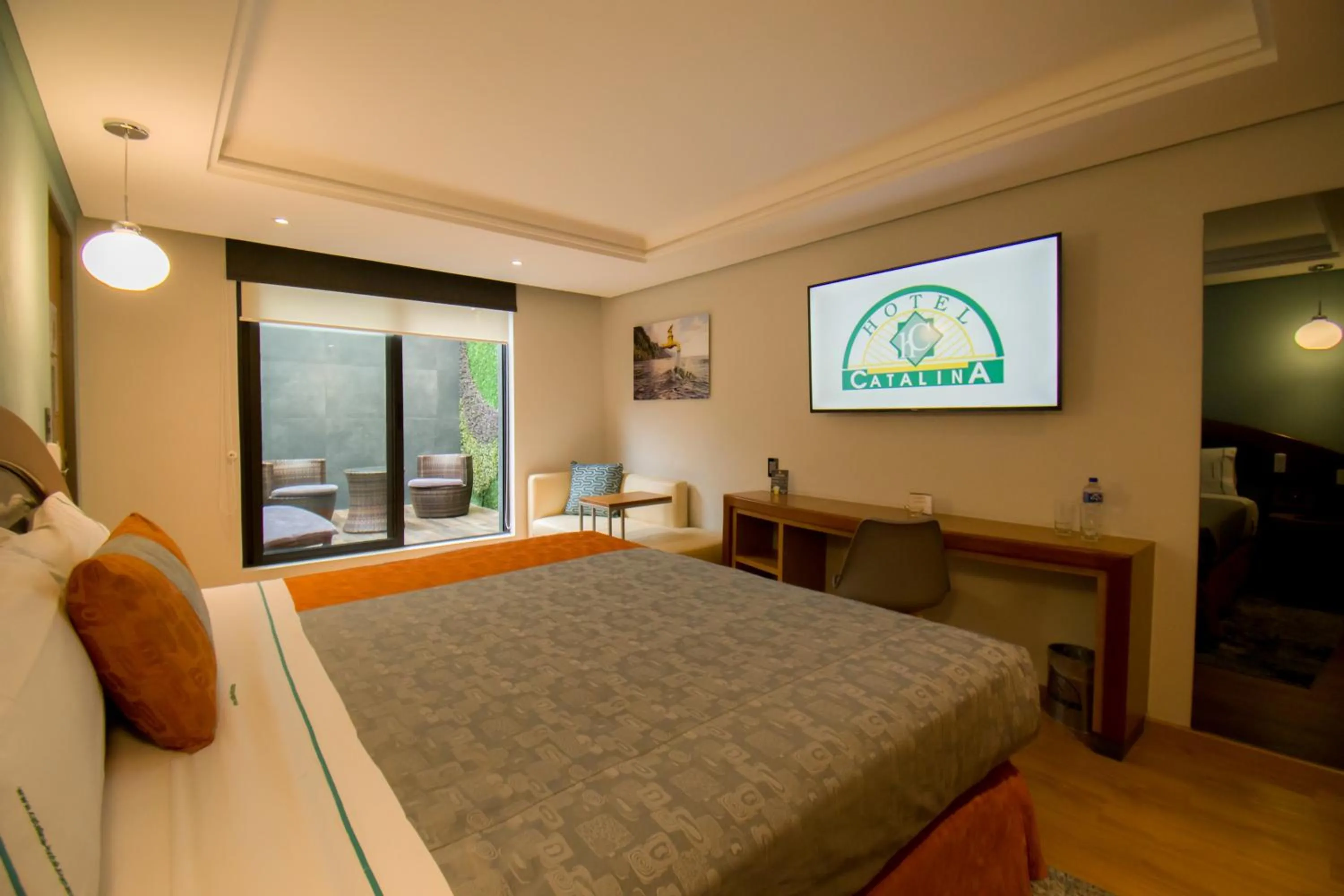 Photo of the whole room, Bed in Hotel Catalina