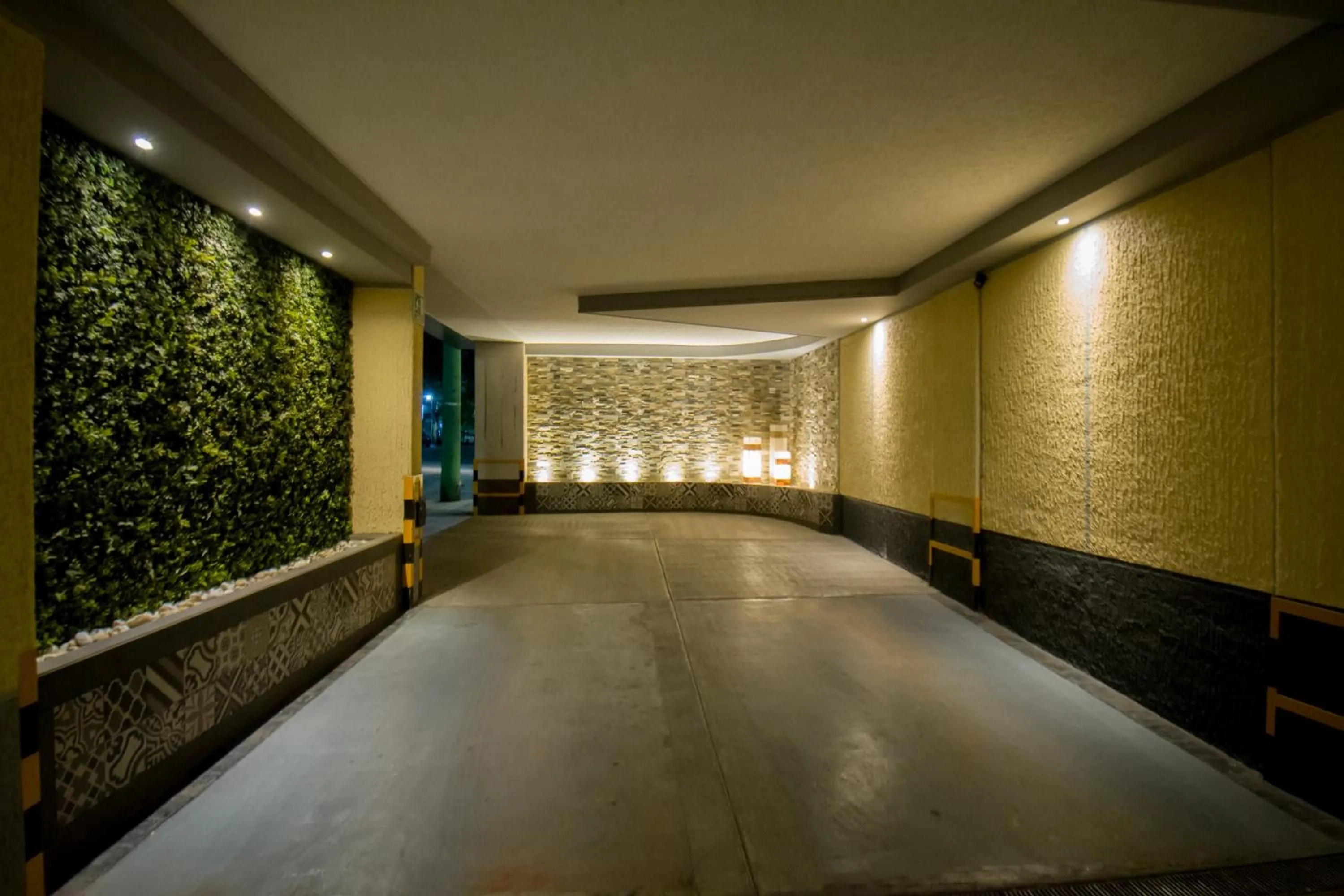 Parking in Hotel Catalina